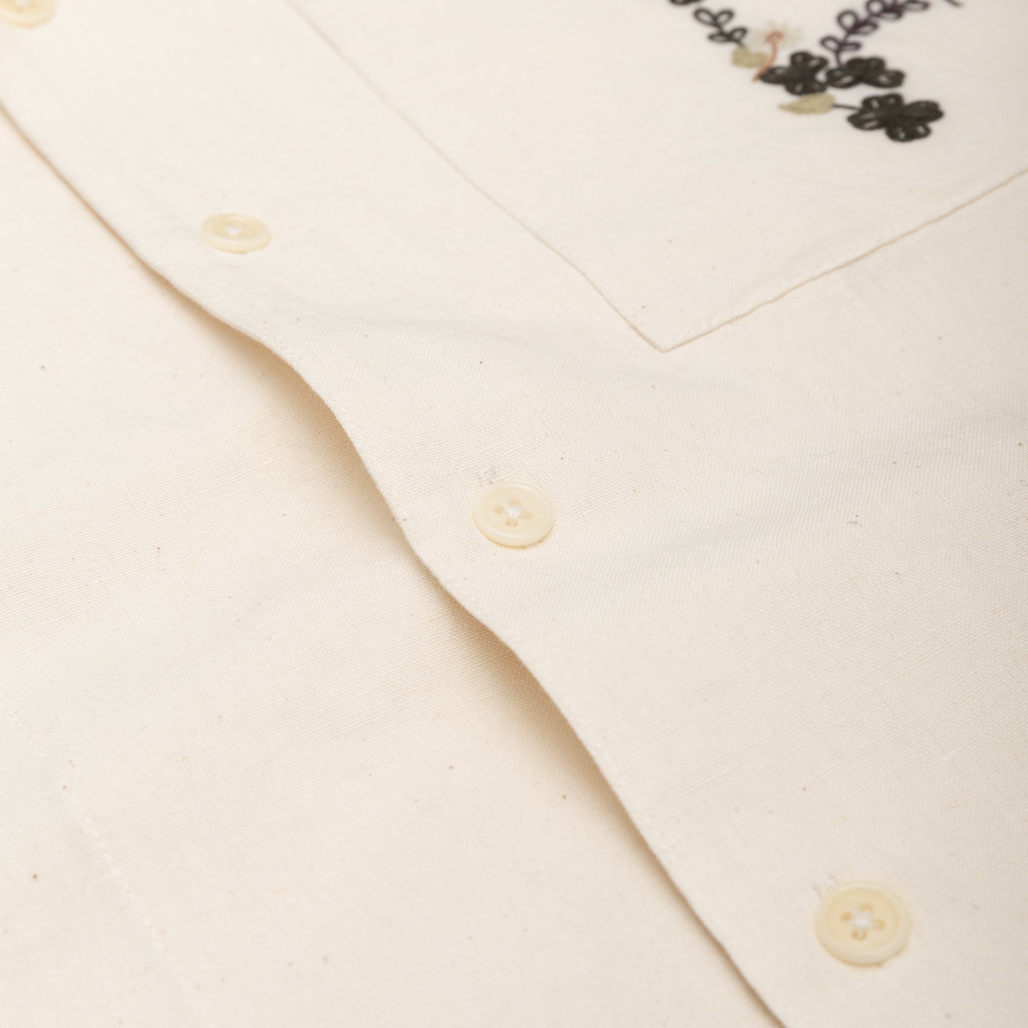 GREETINGS S/S SHIRT "CLOVER EMBROIDERY" - 3