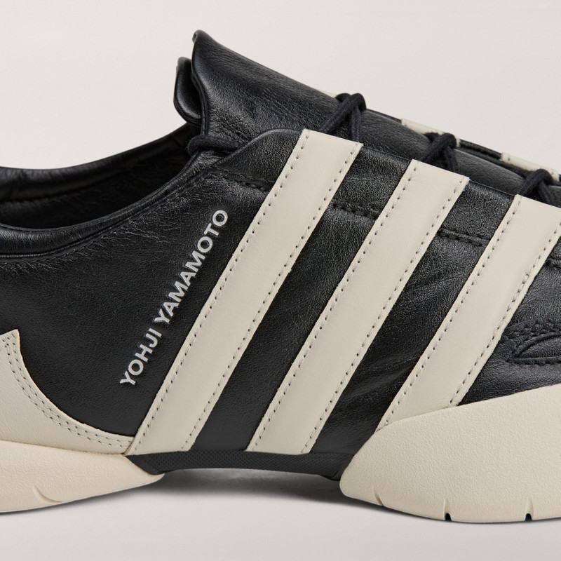 Y-3 Regu 2002 10
