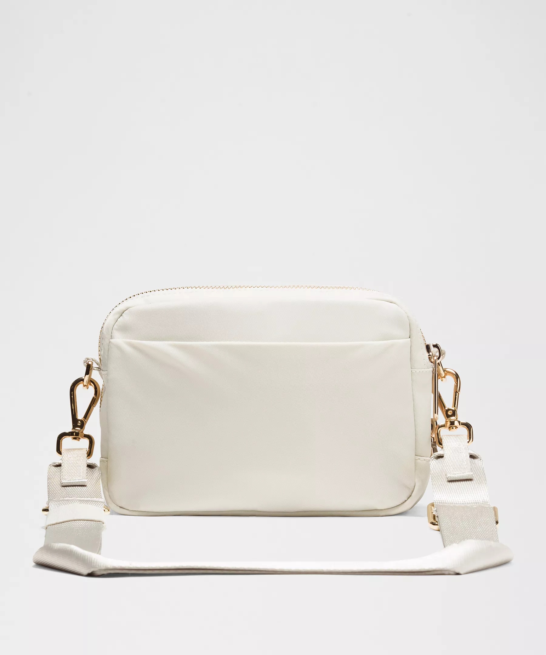 Everywhere Crossbody Bag 2L *Metal Hardware - 3