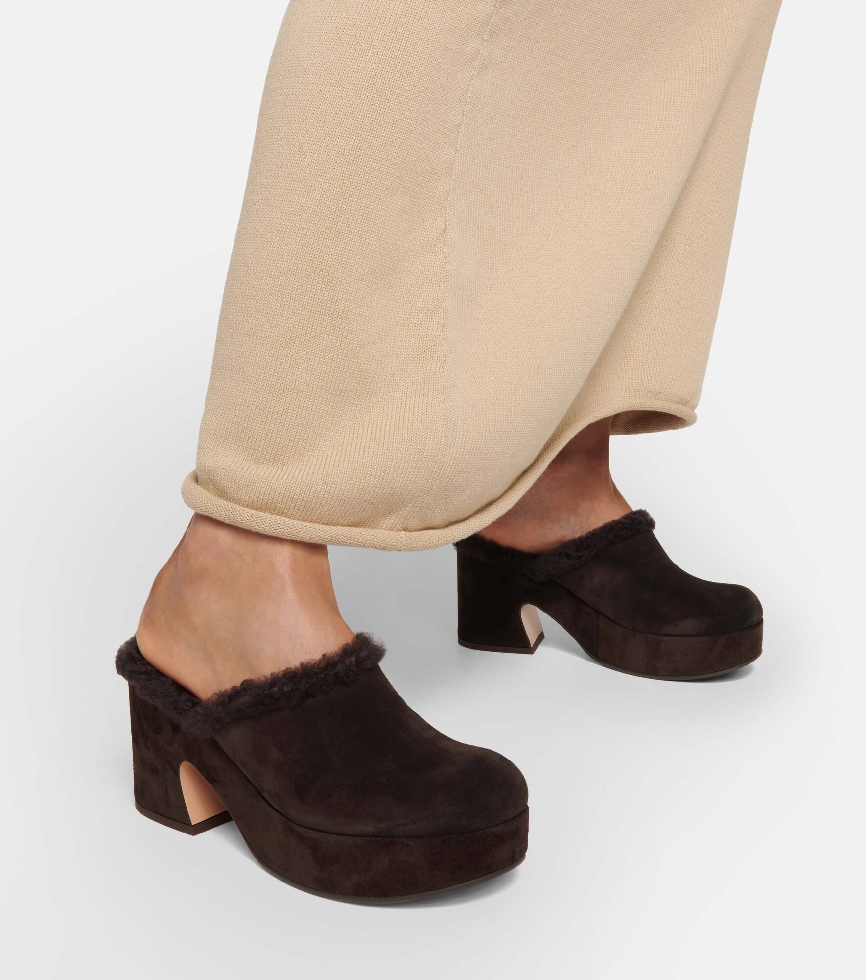 Lyss suede pumps - 4