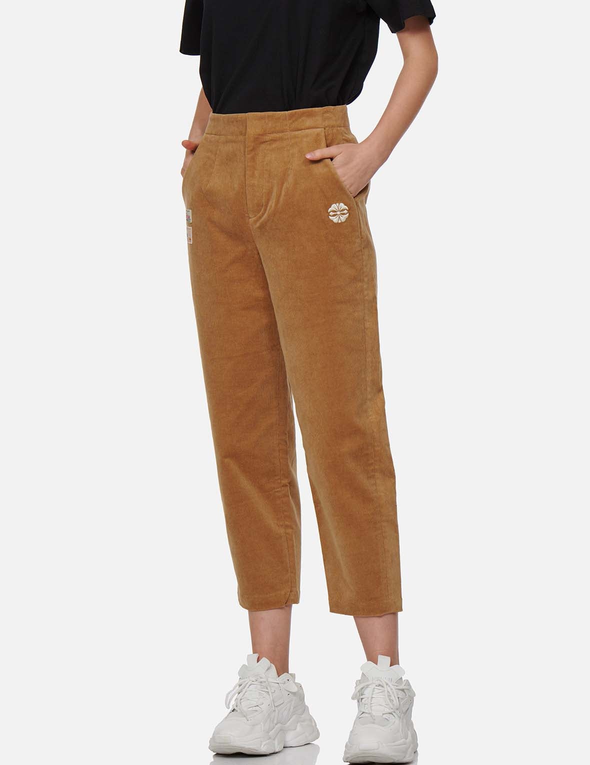 Seagull and Kamon Embroidery Corduroy Tapered Pants - 4
