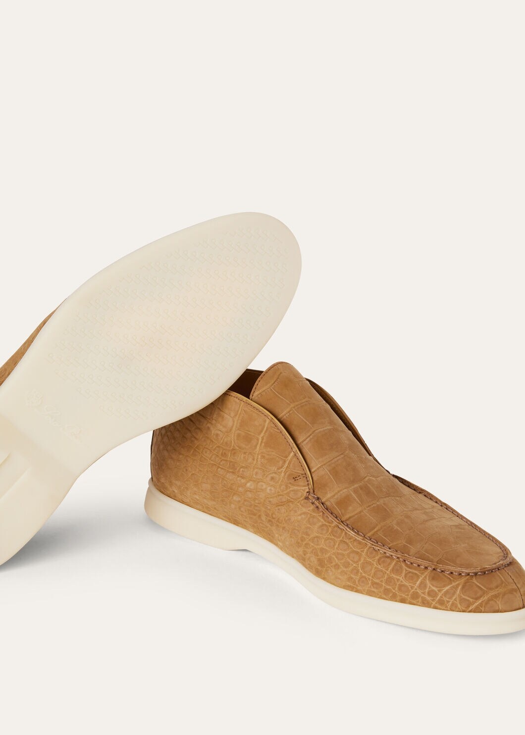Open Walk Chukka Boots - 5