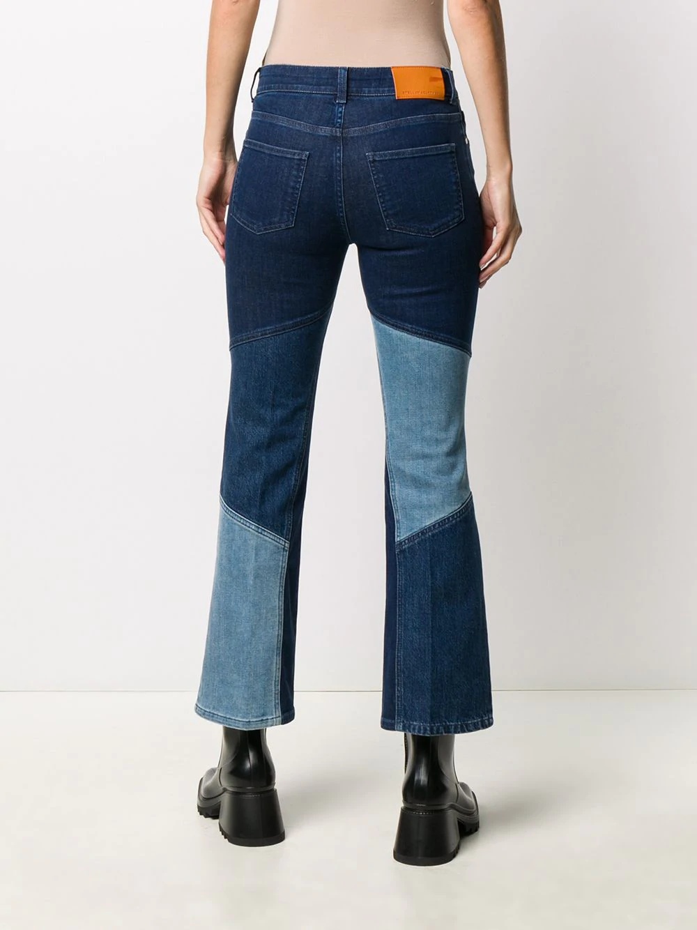 contrast-panel kick-flare jeans - 4