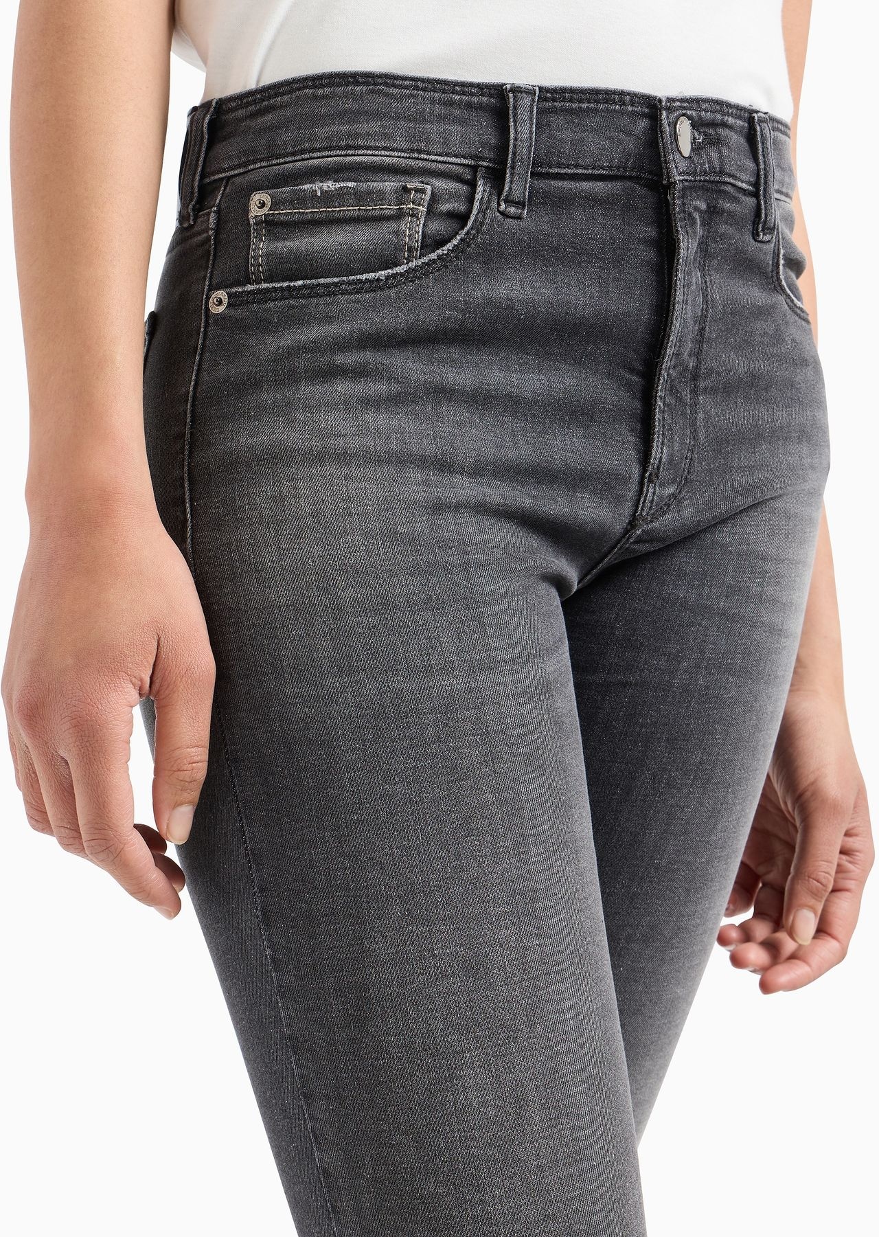 J20 High-waisted super-skinny jeans in a worn-look denim - 5