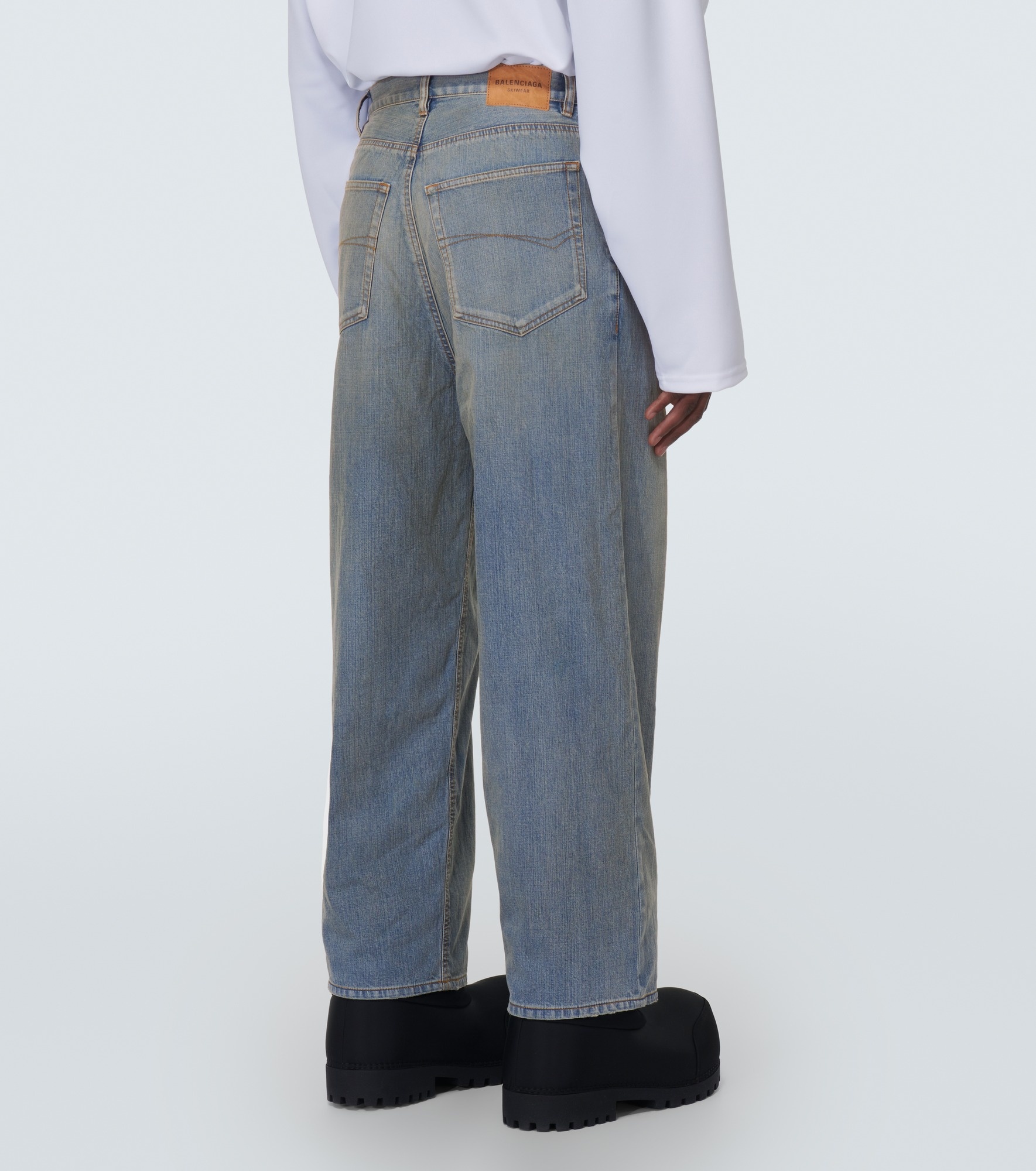 Waterproof wide-leg jeans - 4
