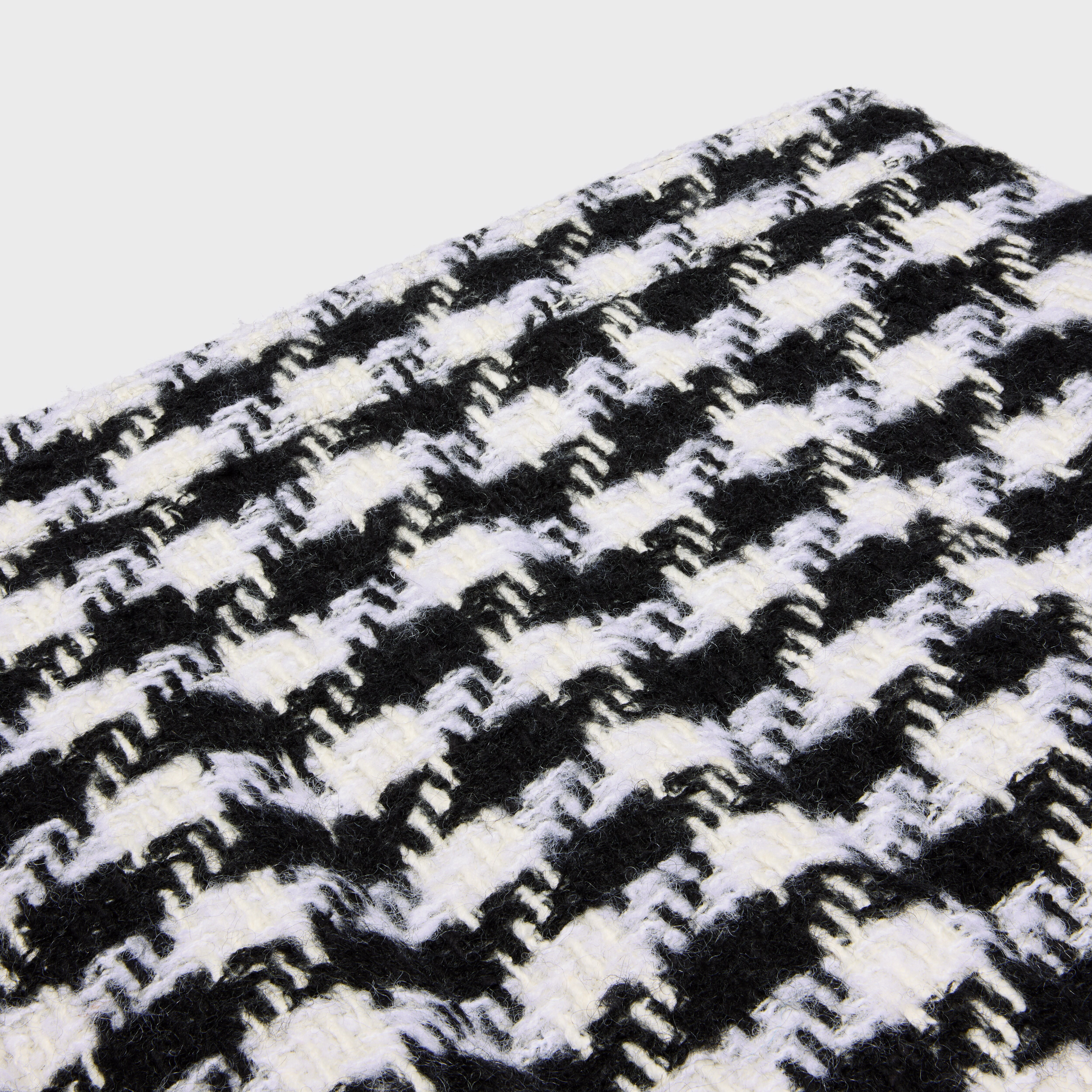 pleated skirt in houndstooth wool natté - 3