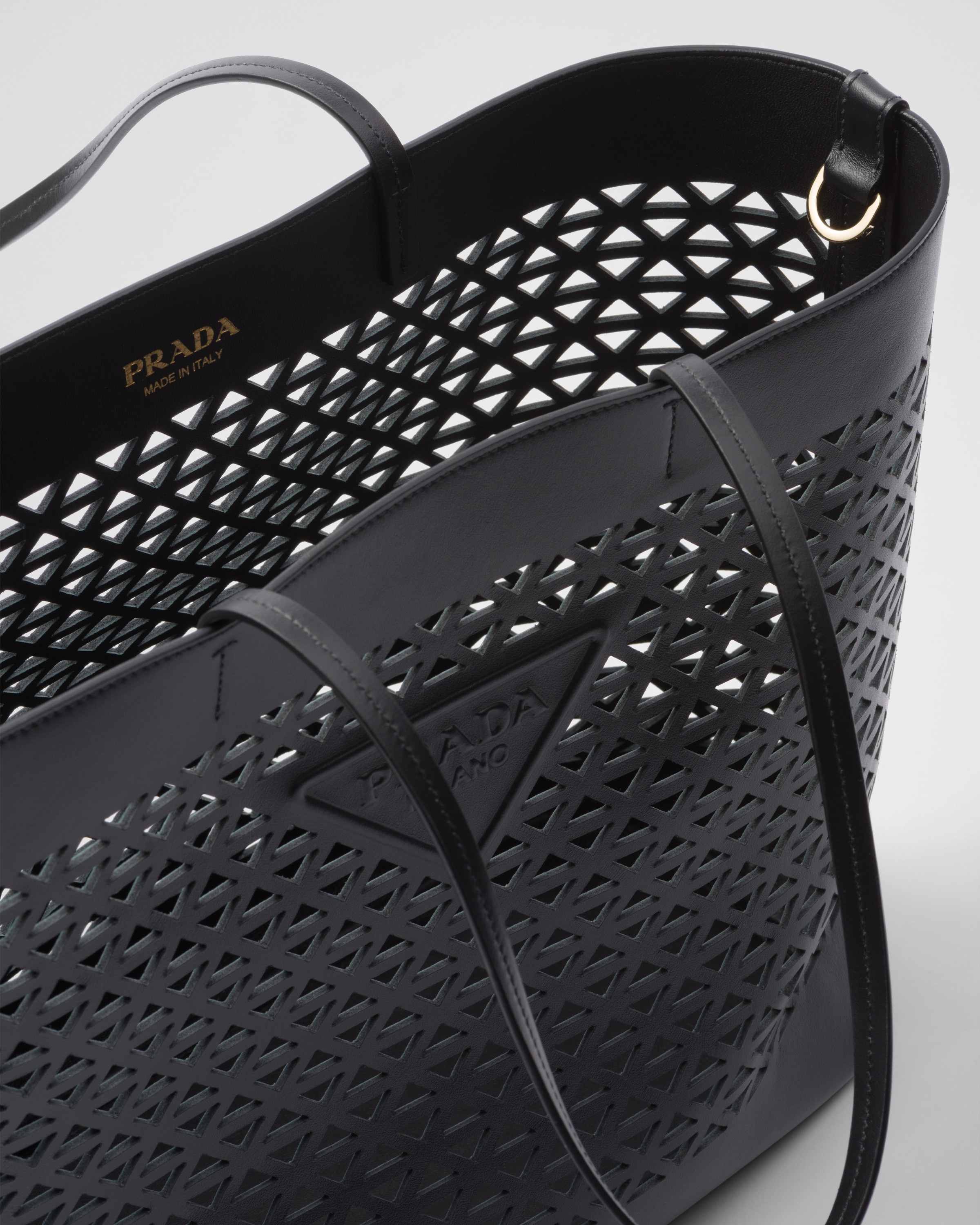 Large perforated leather tote bag - 4