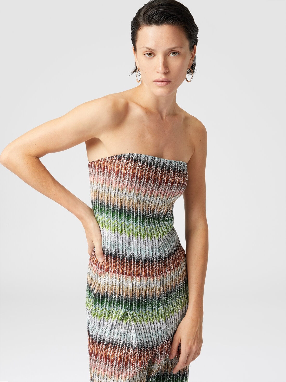 Long bustier jumpsuit in gradient zigzag knit with sequins - 4
