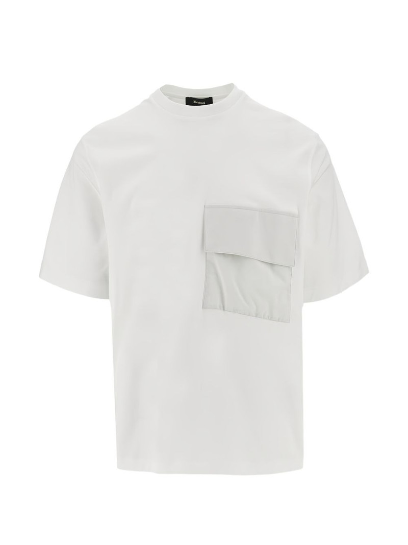 patch pocket T-shirt 1