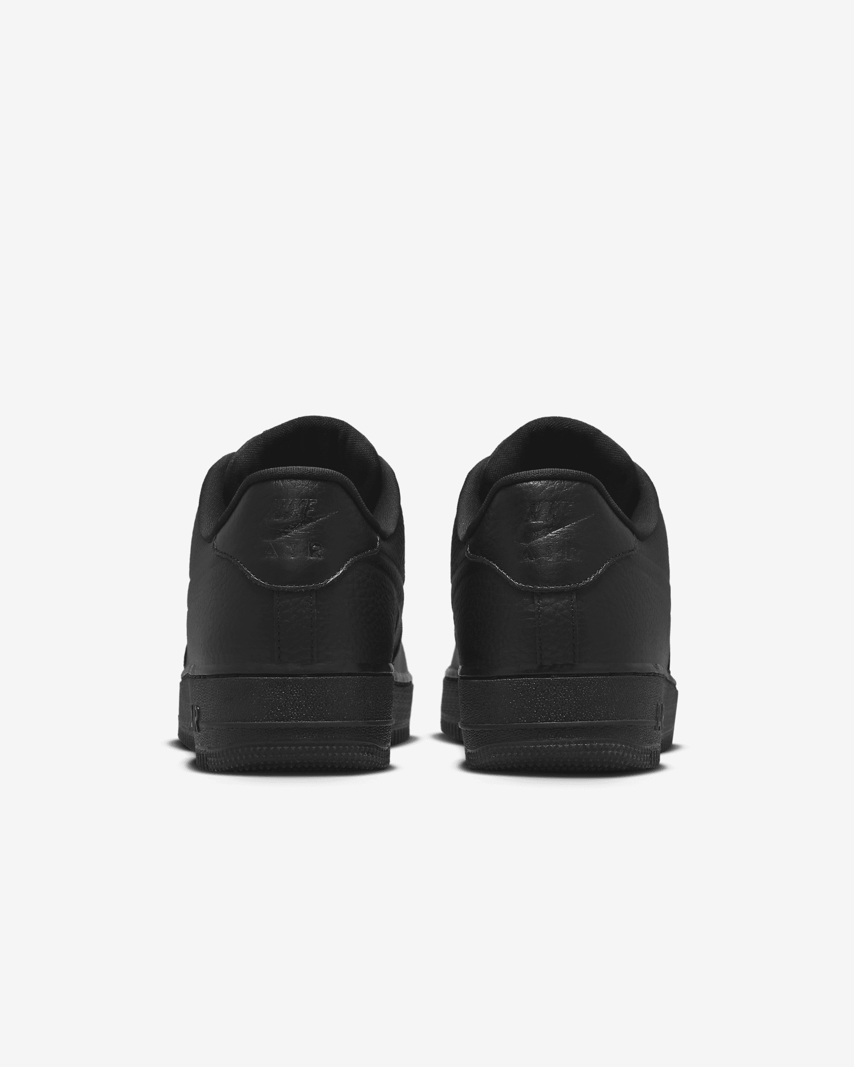 Nike Men's Air Force 1 '07 Pro-Tech Shoes - 6