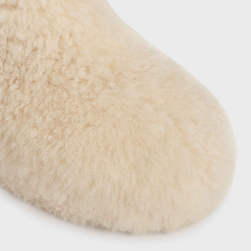 CELINE Fur Laced-up fur boot in Shearling 4