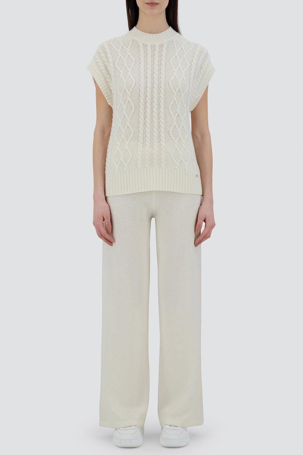Cable Crew Neck Vest - 2