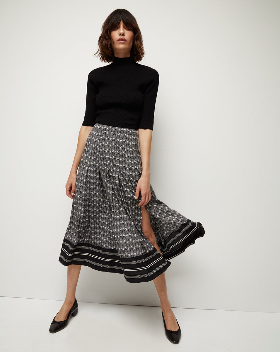 NORRIS V-LOGO SKIRT - 2