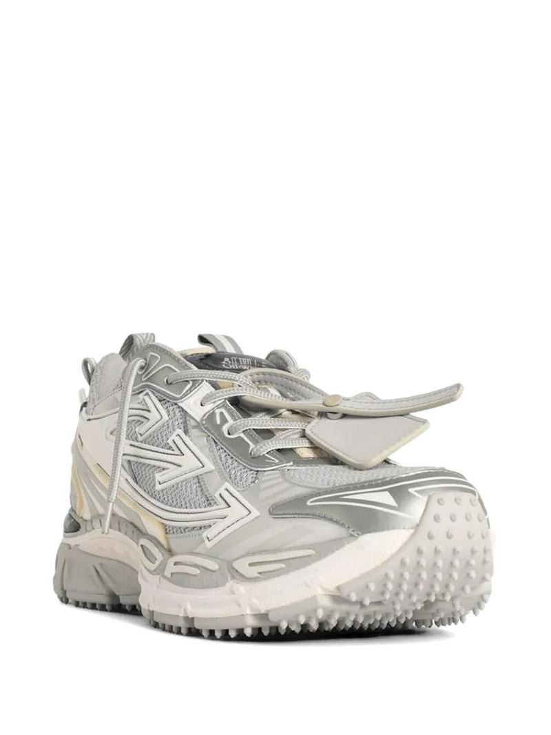 Off-White Be Right Back logo sneakers outlook