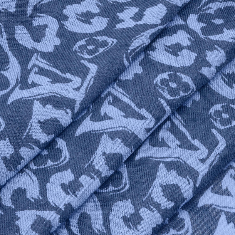 LV Safari Stole 3