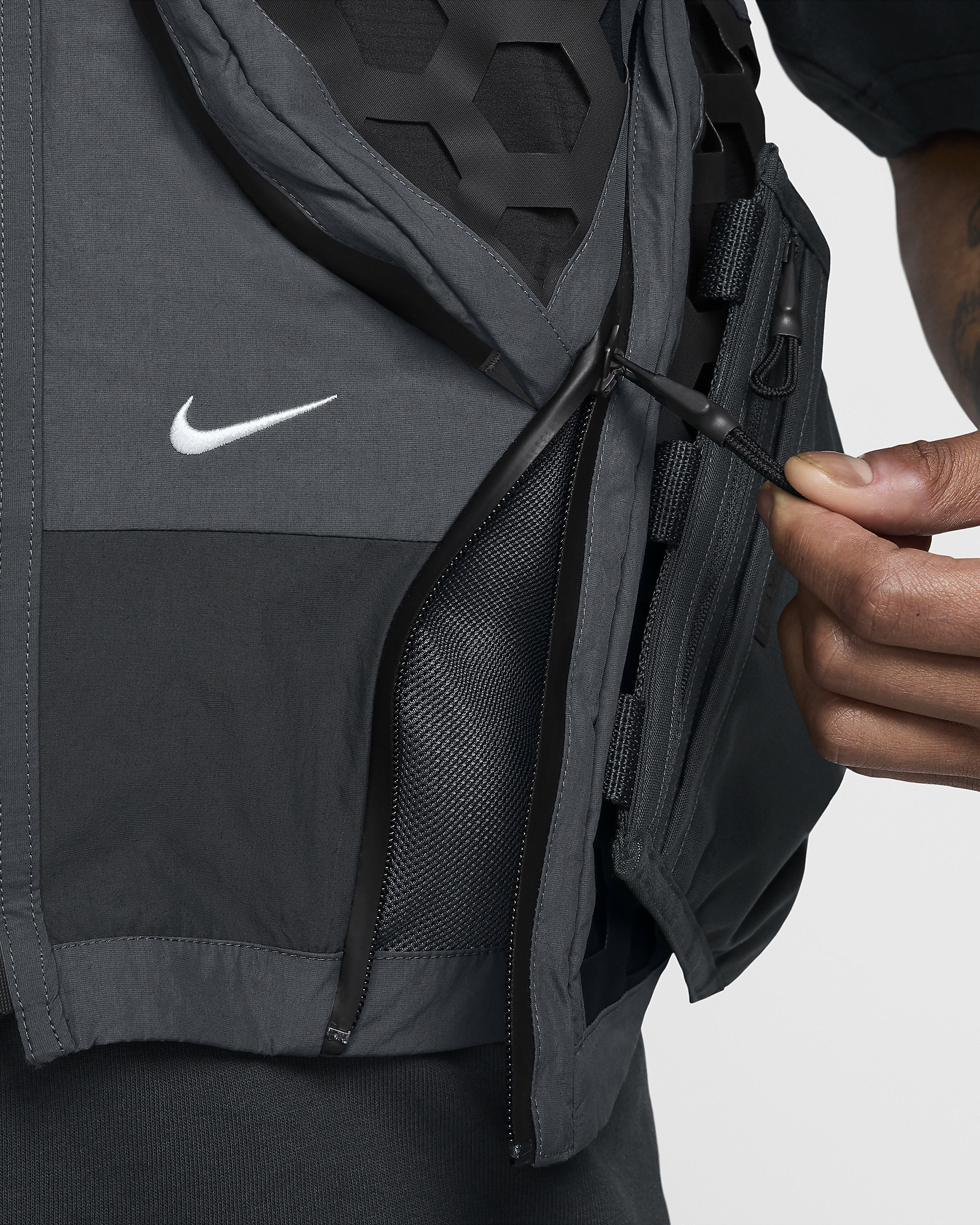 Nike ISPA Mille Vest - 5