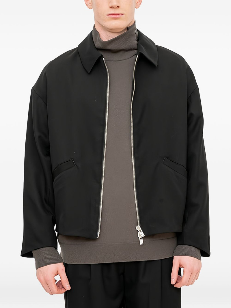 zip-up jacket 3