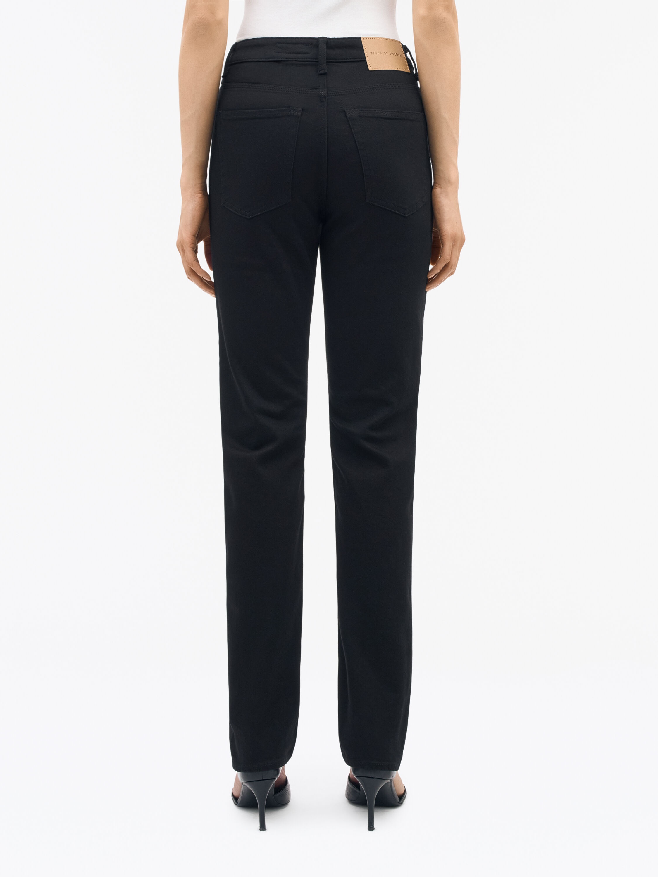 Maggie Slim-straight Jeans - 5