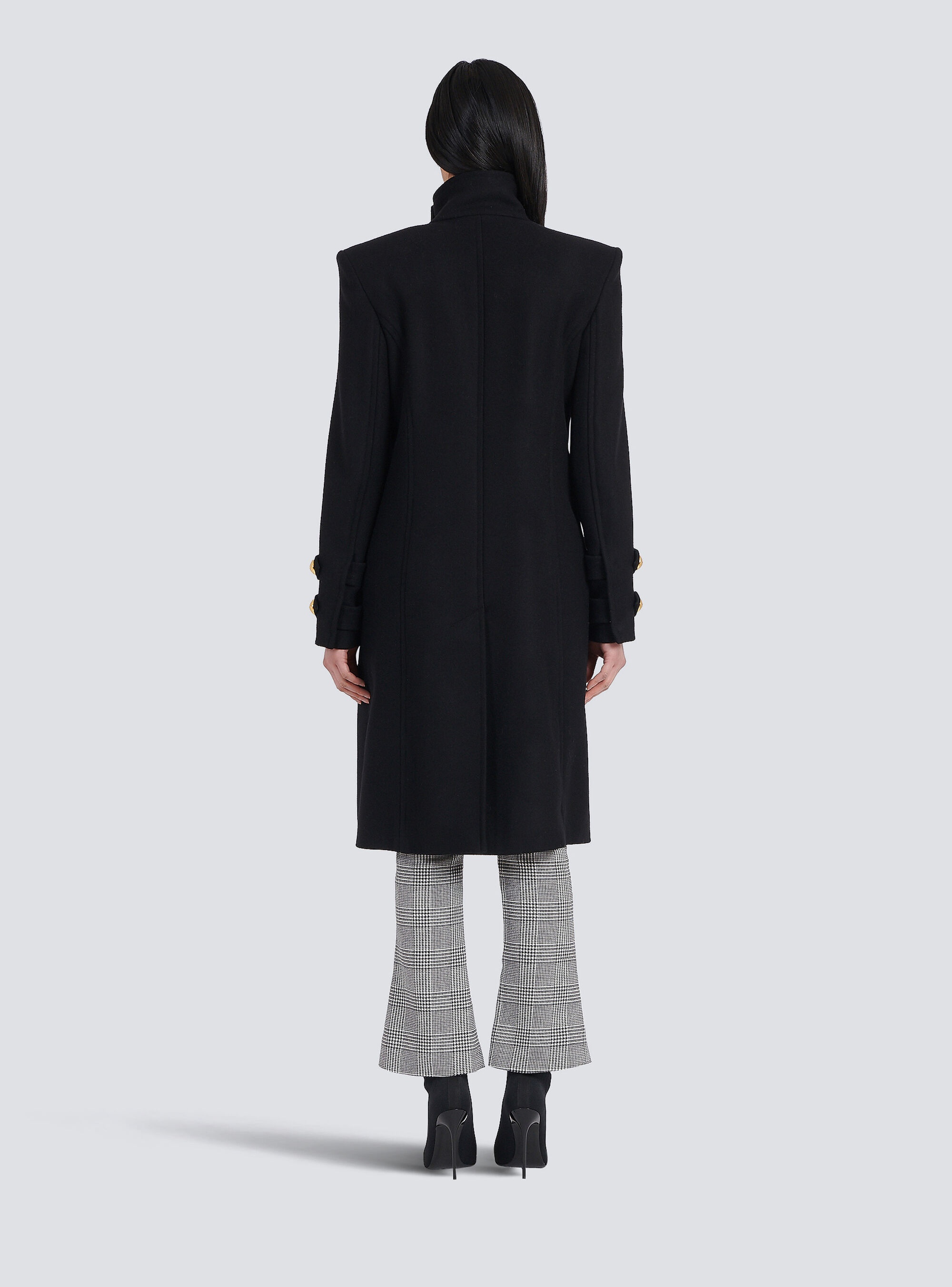 Long wool and cashmere coat with double-breasted gold-tone buttoned fastening - 4