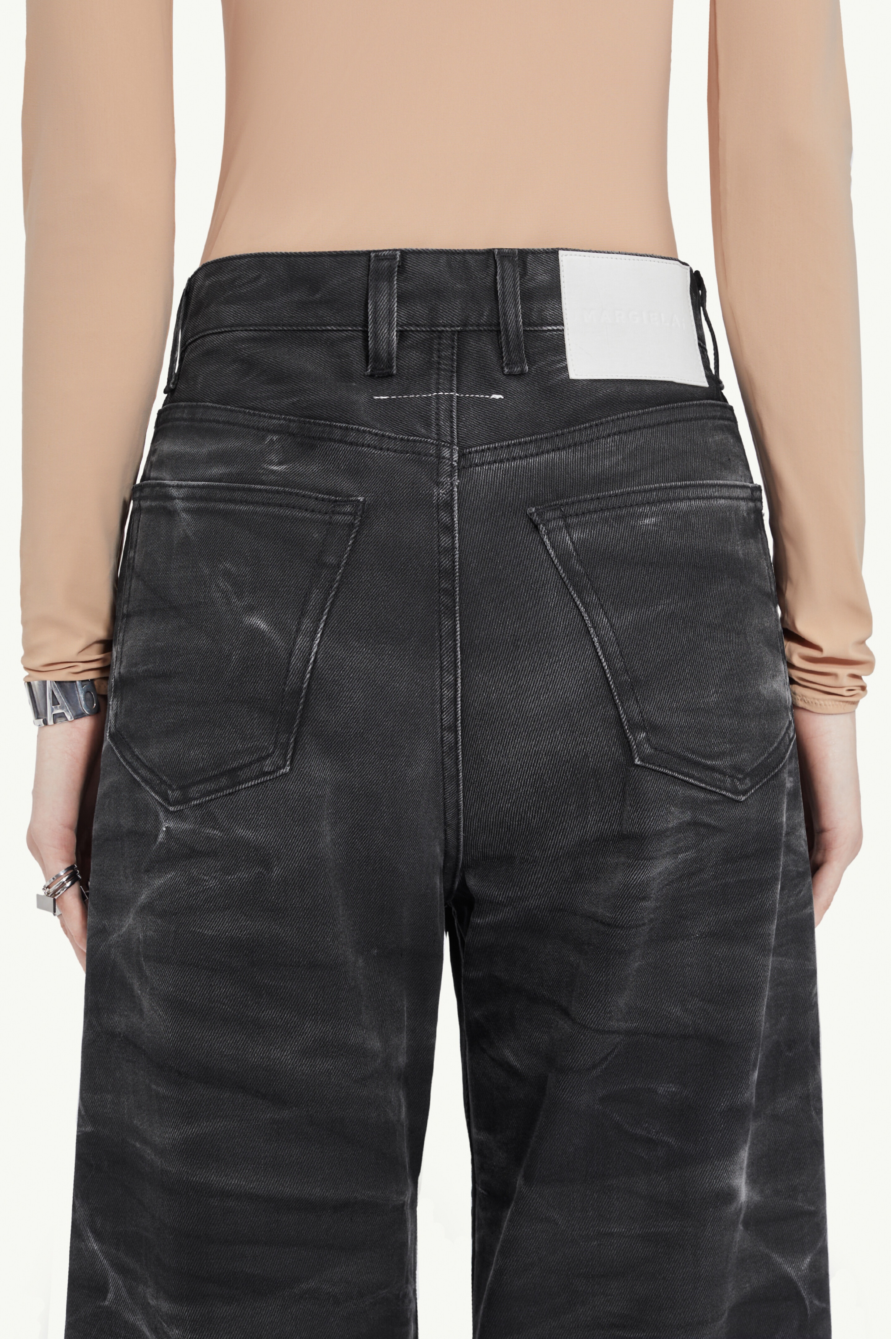 MM6 Maison Margiela Oversized crease jeans | REVERSIBLE