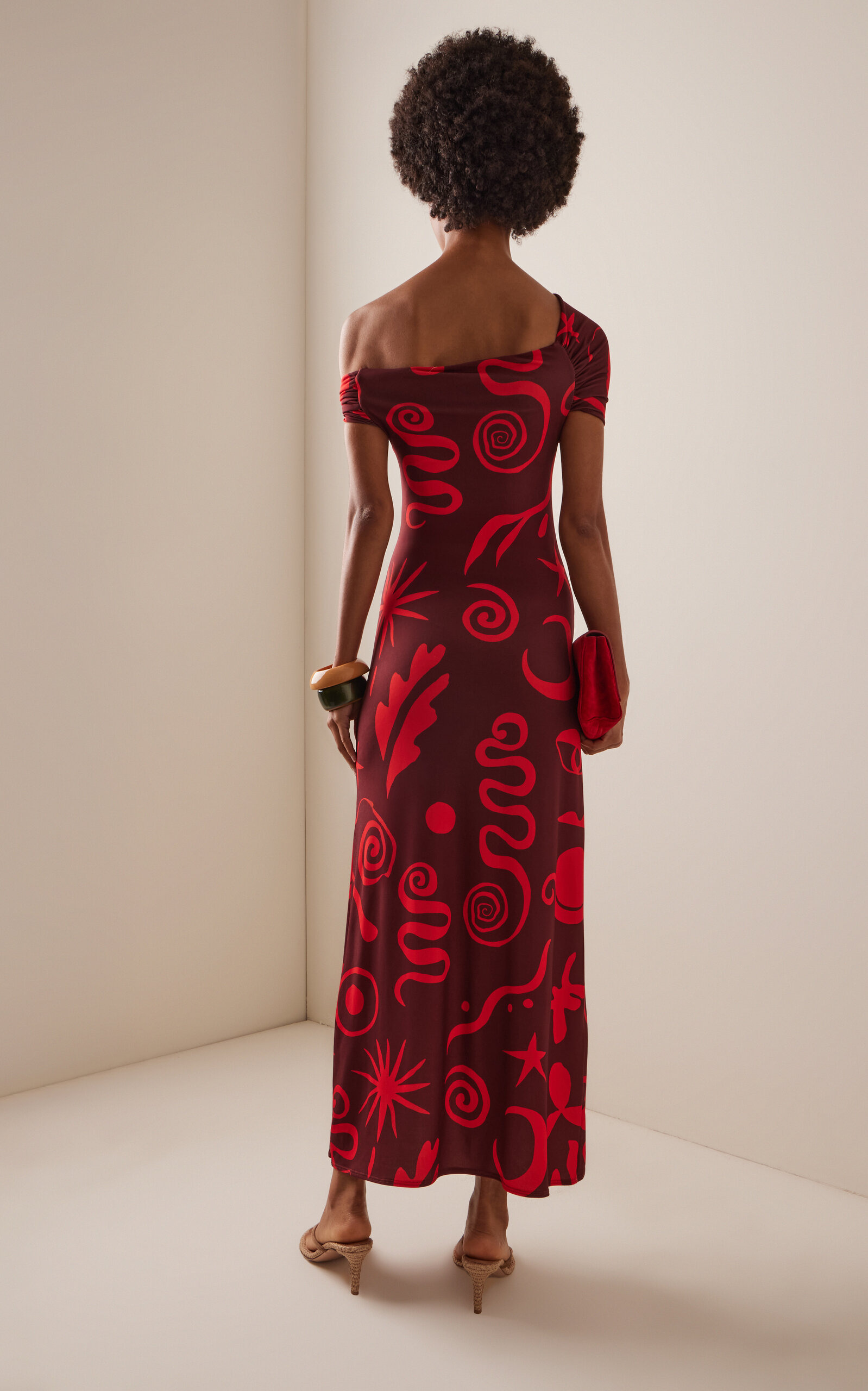 Debora Off-The-Shoulder Printed Jersey Maxi Dress red - 4