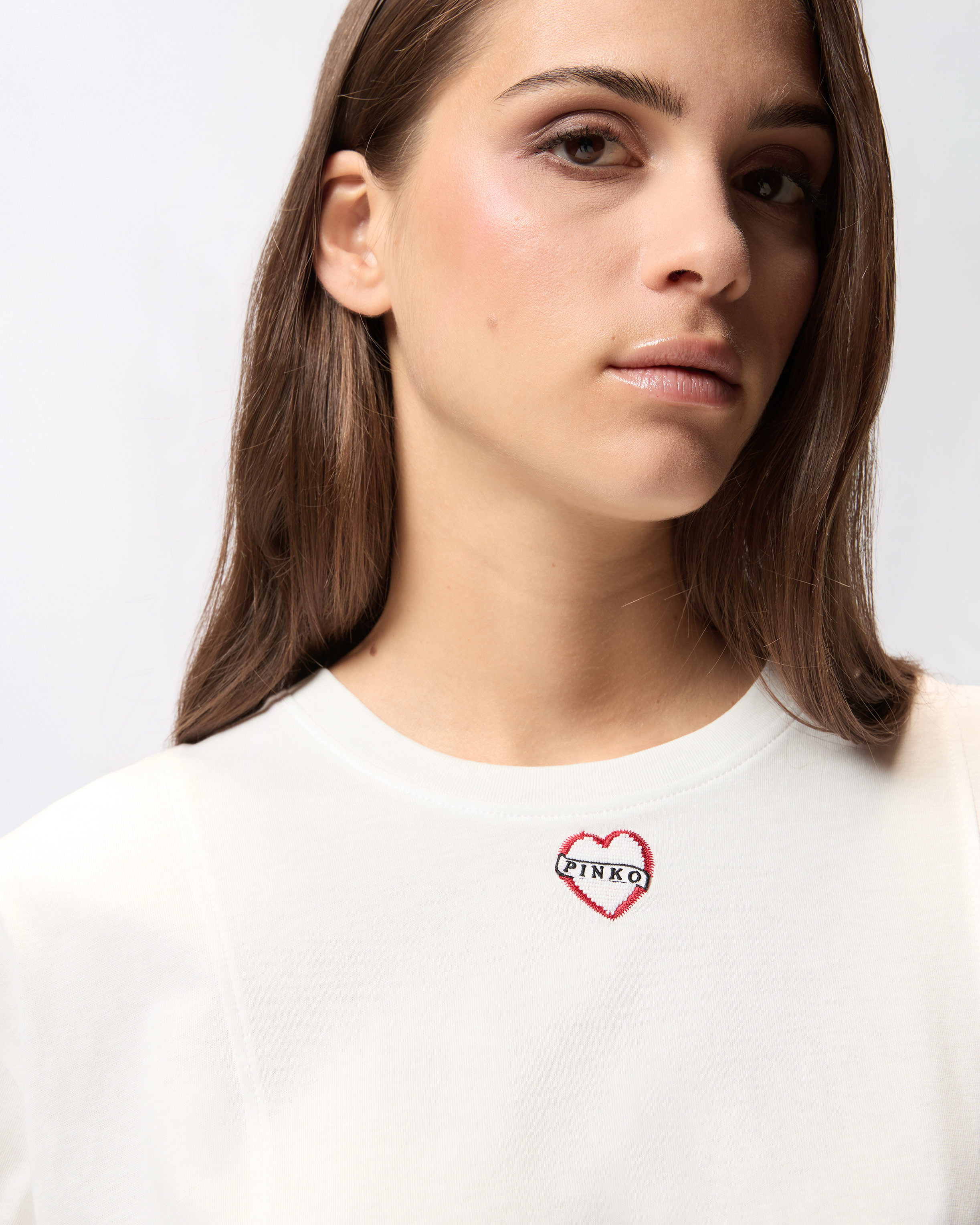 T-SHIRT WITH HEART EMBROIDERY - 5