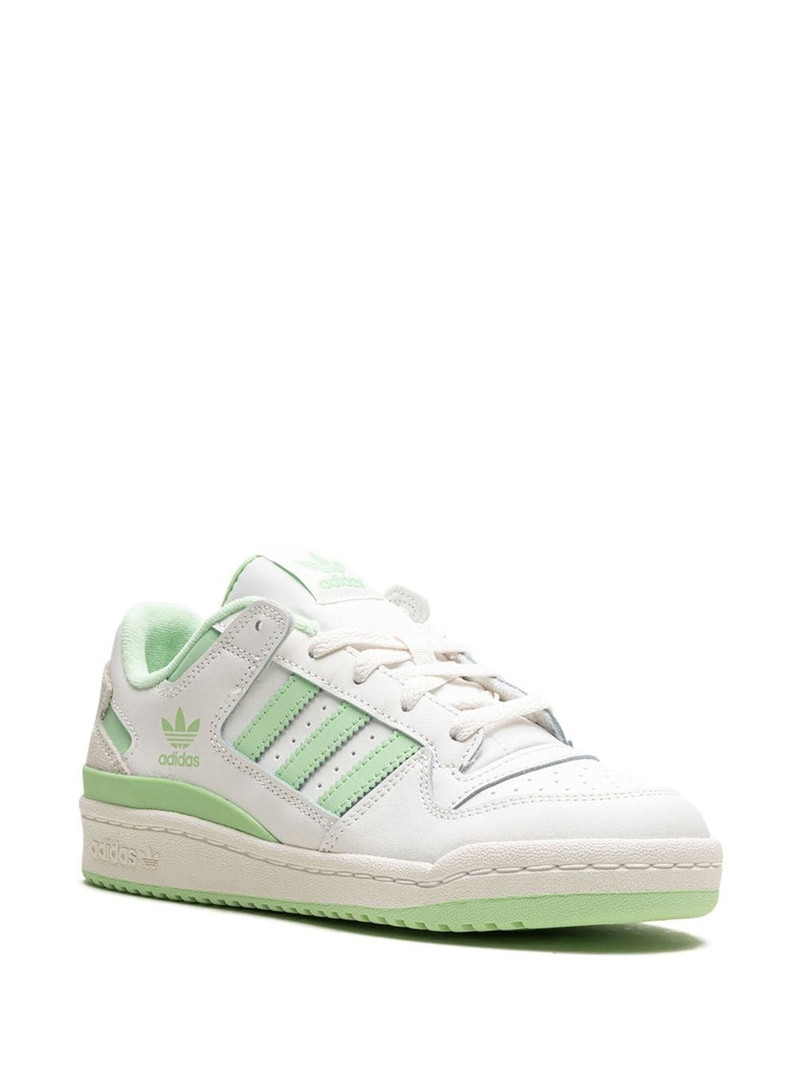 adidas 포럼 낮은 CL "White/Green Spark"스니커머스 outlook
