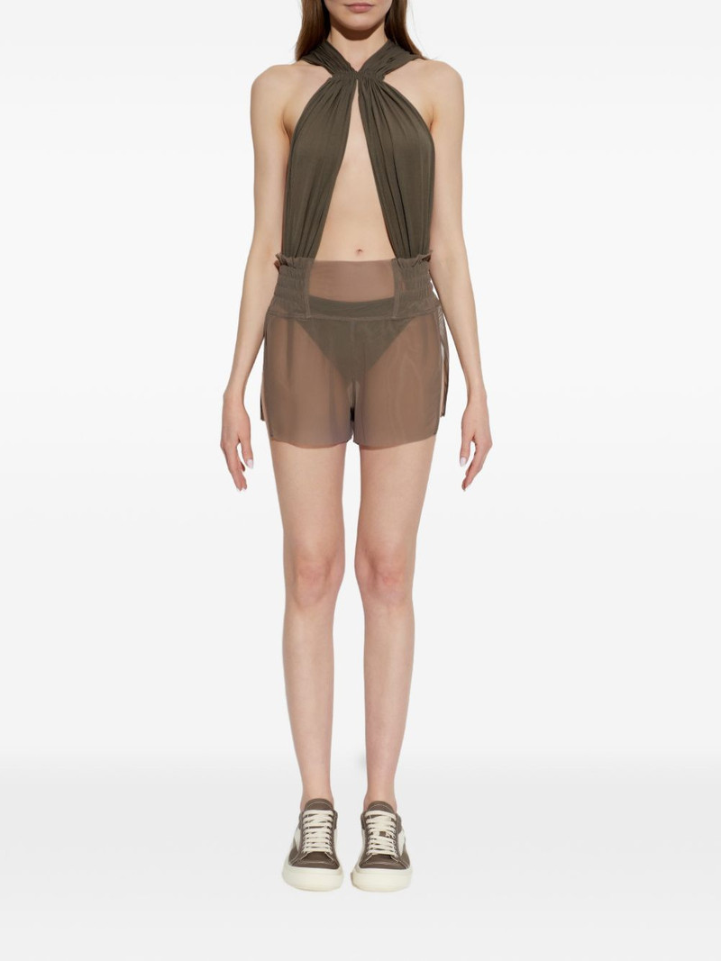draped-design body 5