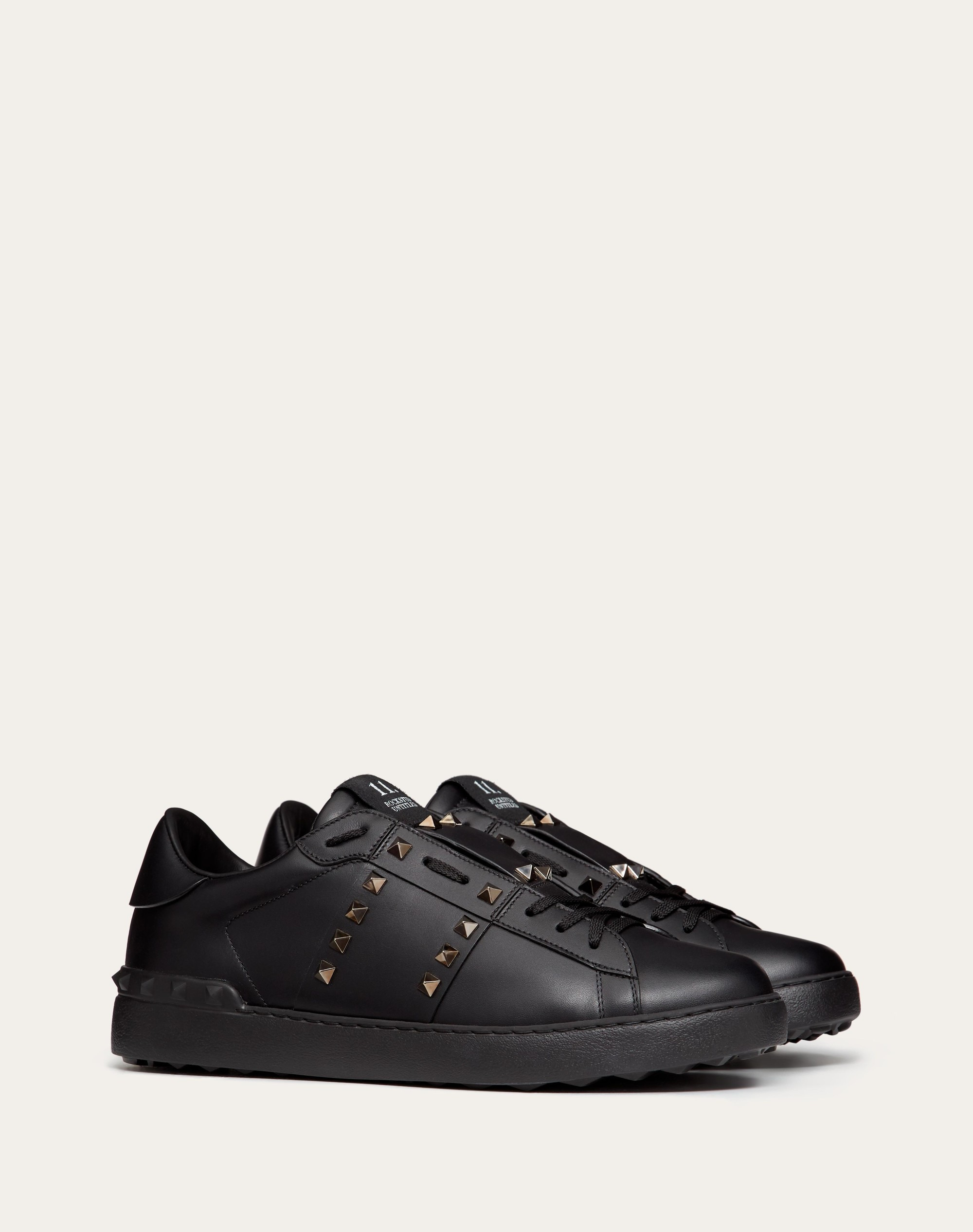 ROCKSTUD UNTITLED SNEAKER IN CALFSKIN LEATHER - 2