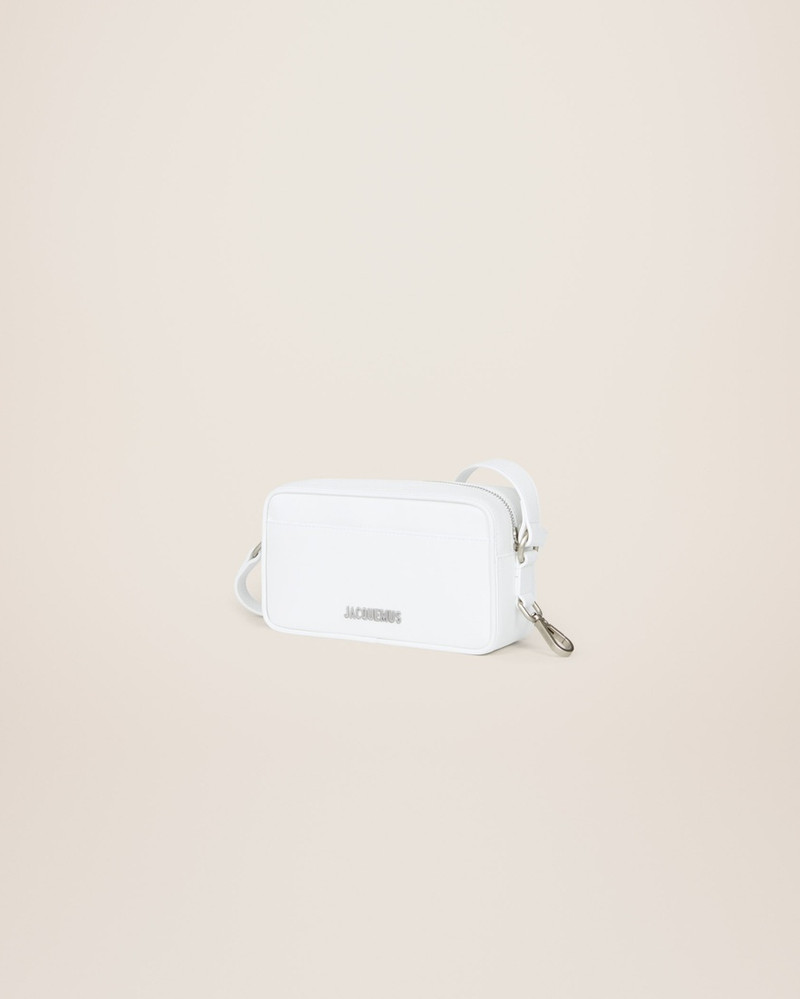 JACQUEMUS Le Baneto outlook