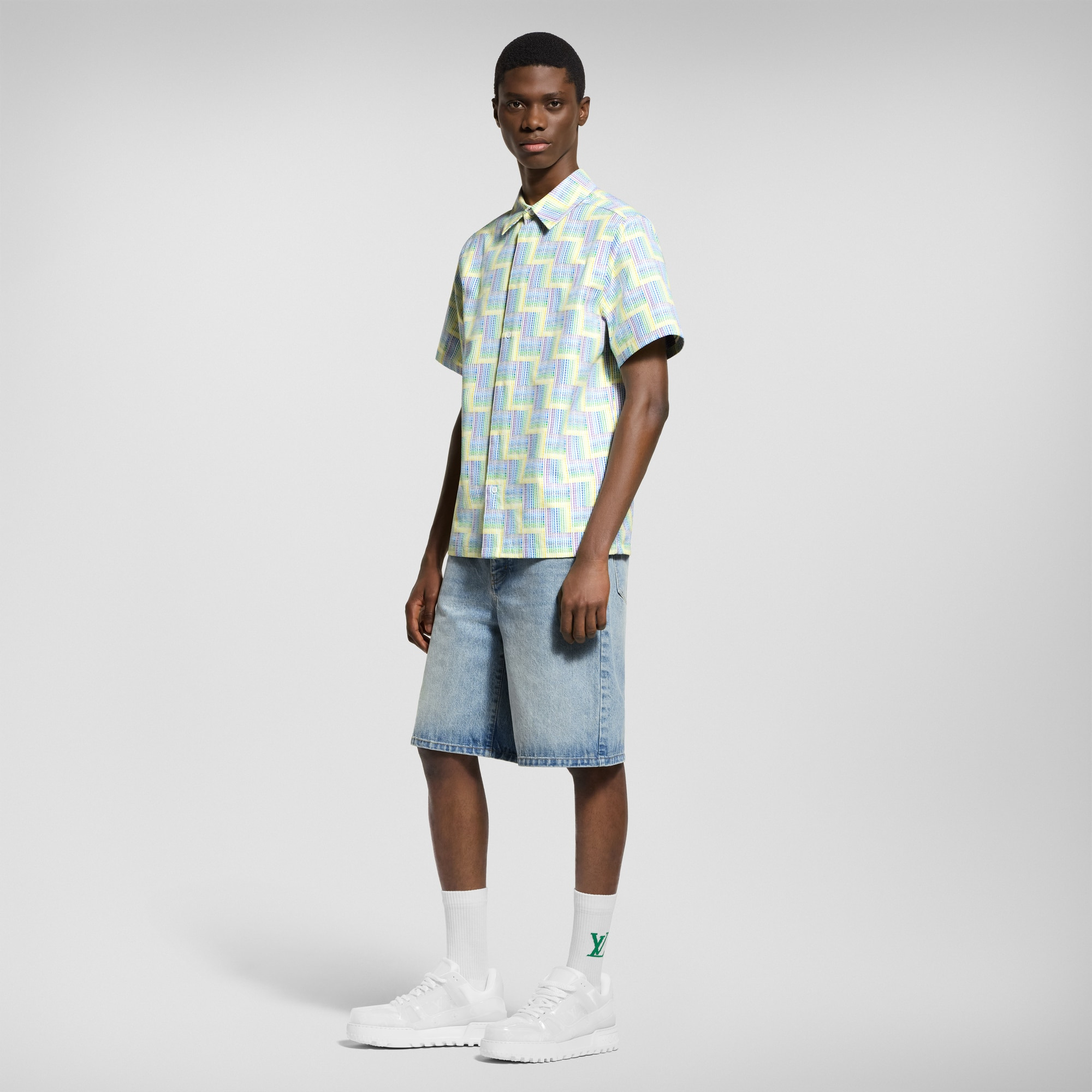 Graphic Printed Short-Sleeved Shirt - 6
