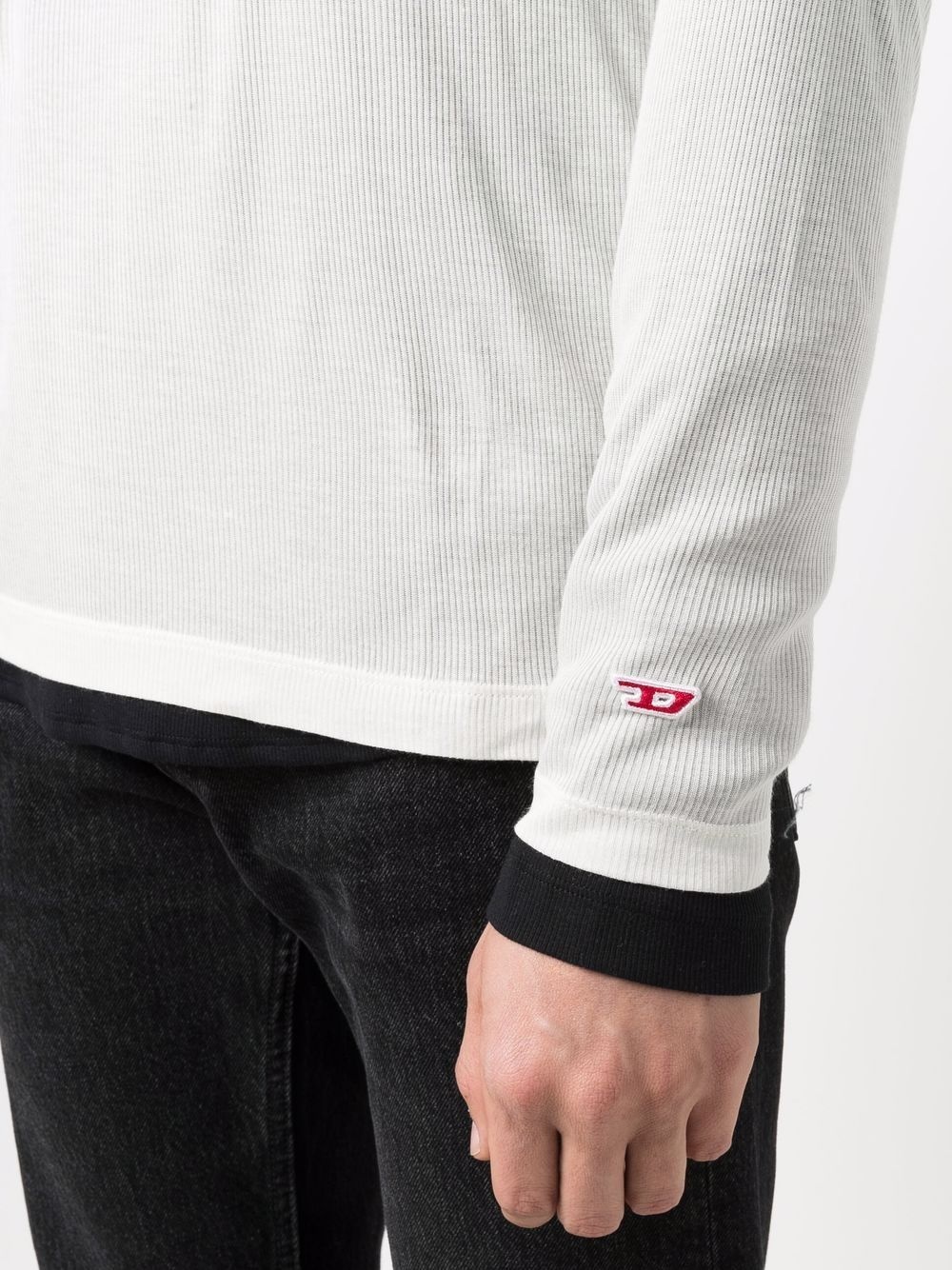 layered long-sleeve T-shirt - 5