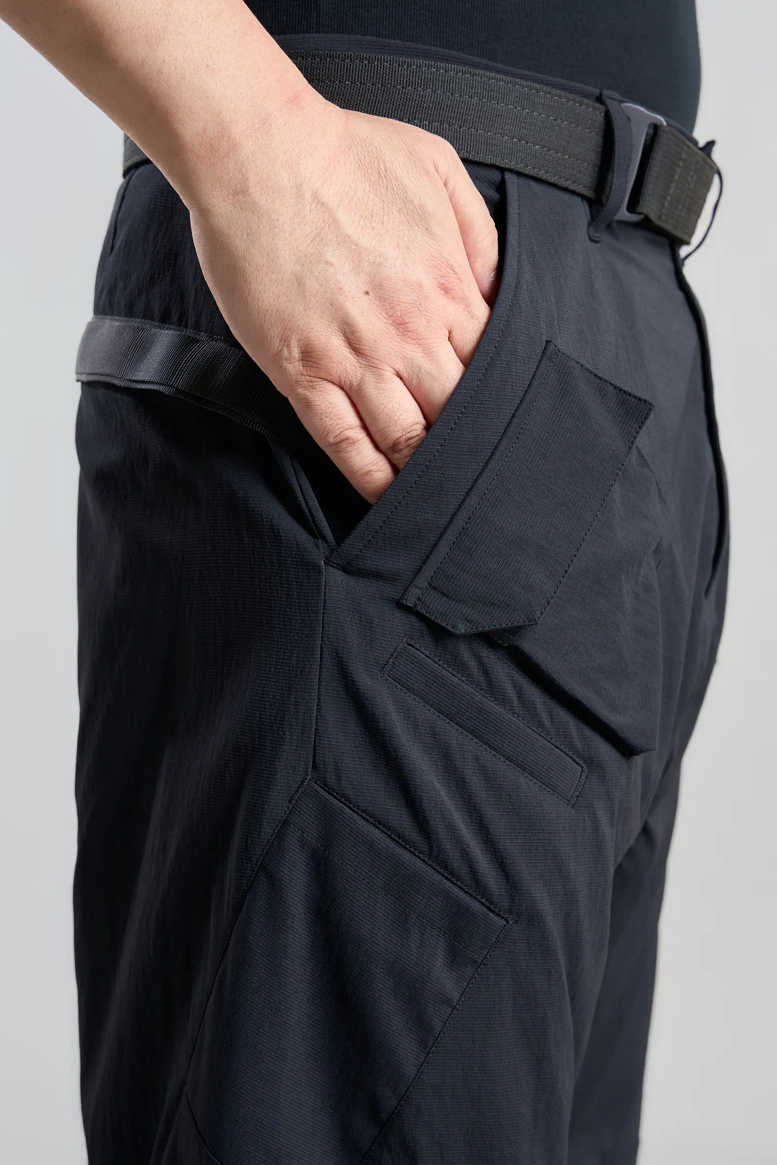 P24TS-DC schoeller® Dynamic Articulated Tec Sys Vent Trouser Black - 18