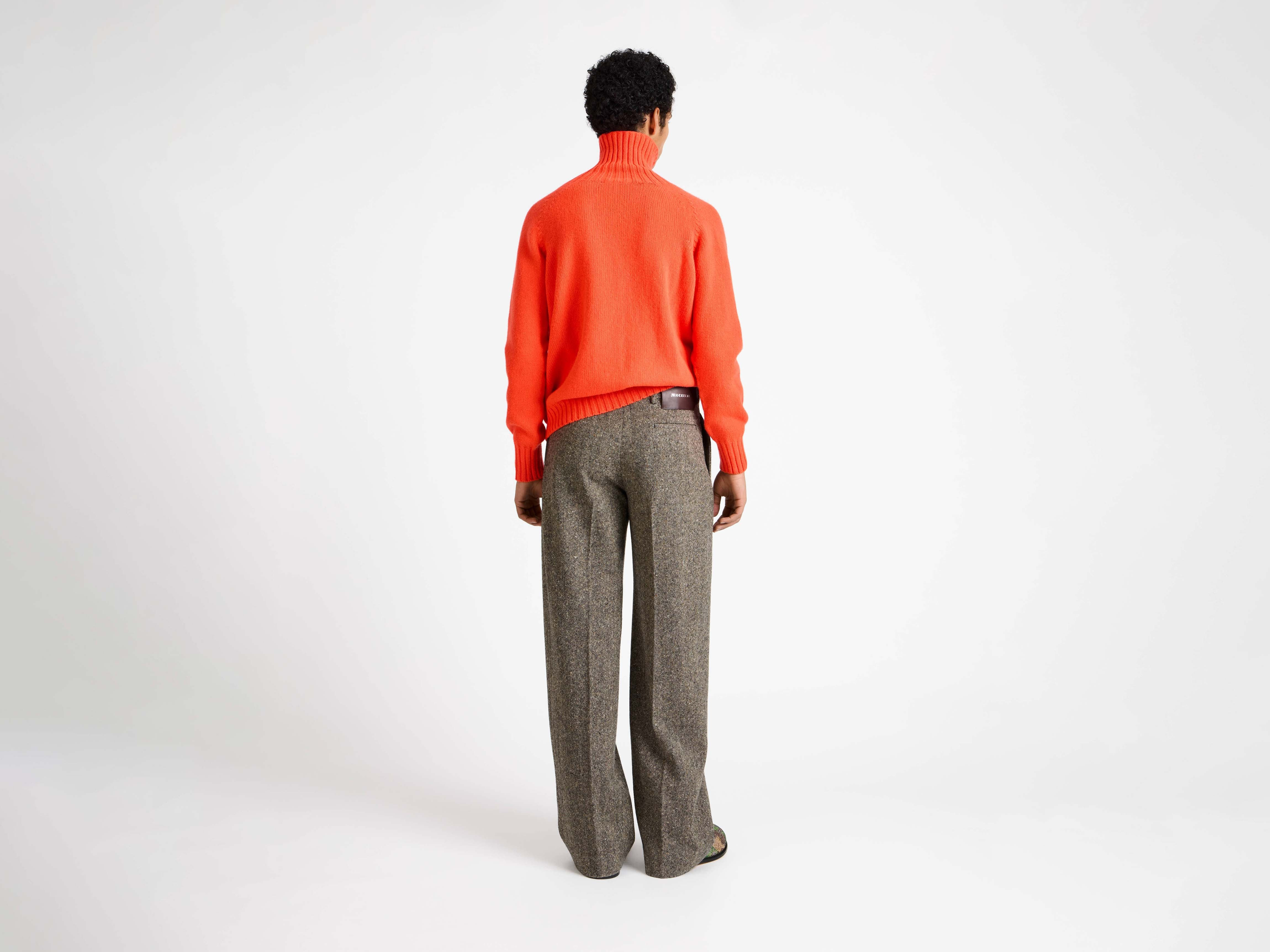 TURTLE NECK JUMPER IN NEON ORANGE - 3