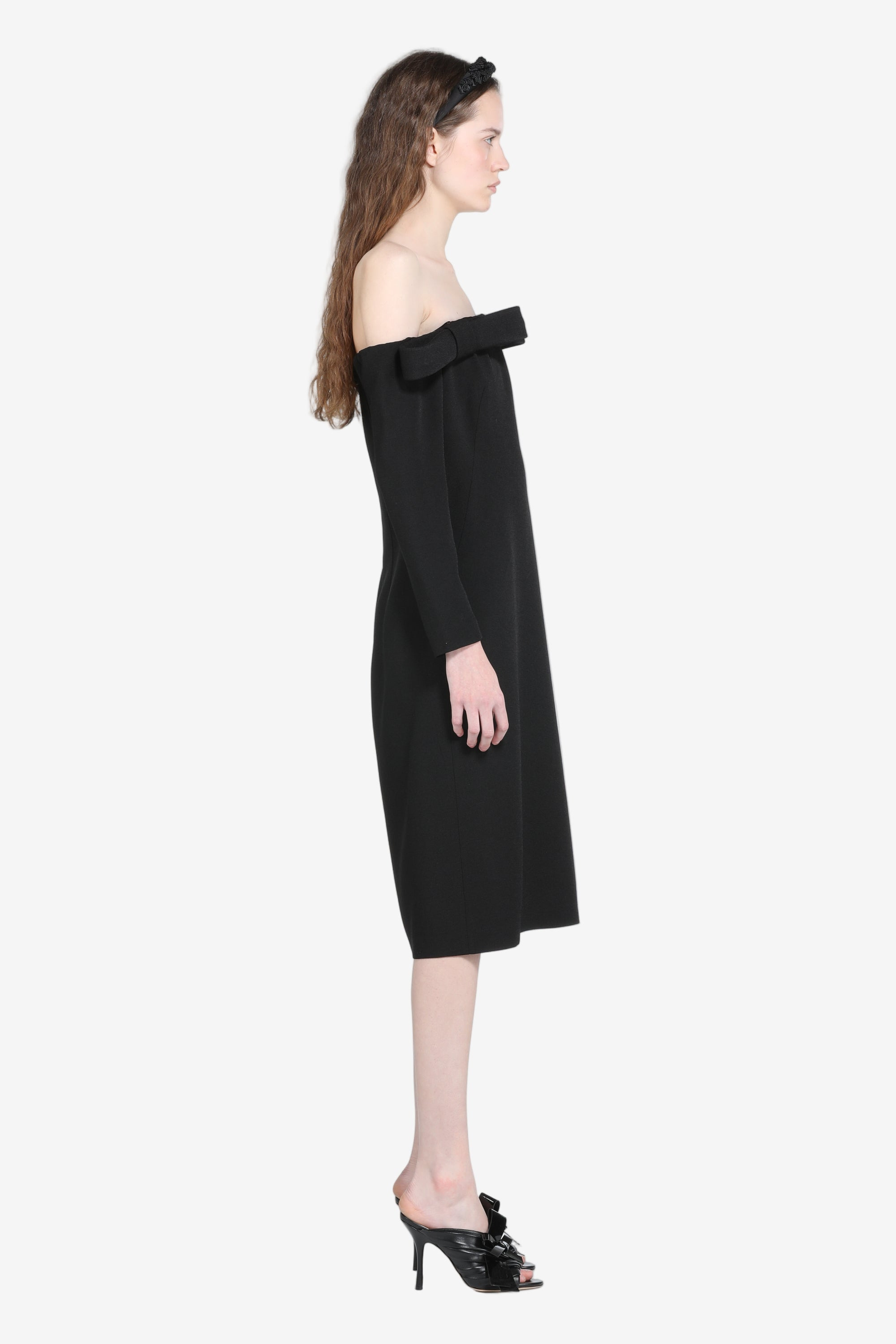 LONG-SLEEVED DRESS WITH OFF-THE-SHOULDERS - 3