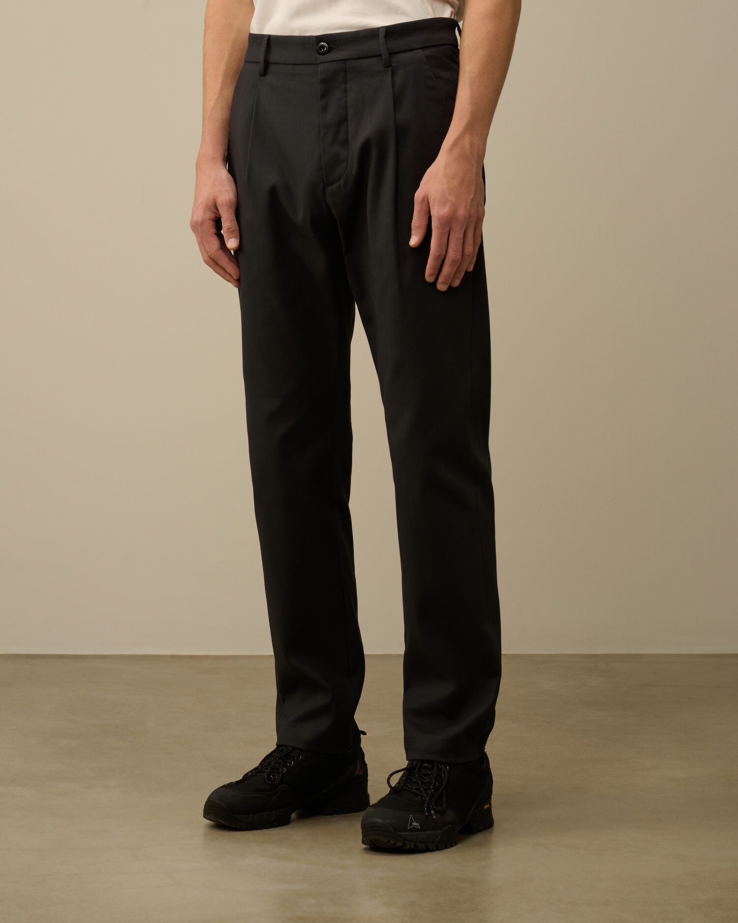 Superior Structure Stretch Loose Pants - 2