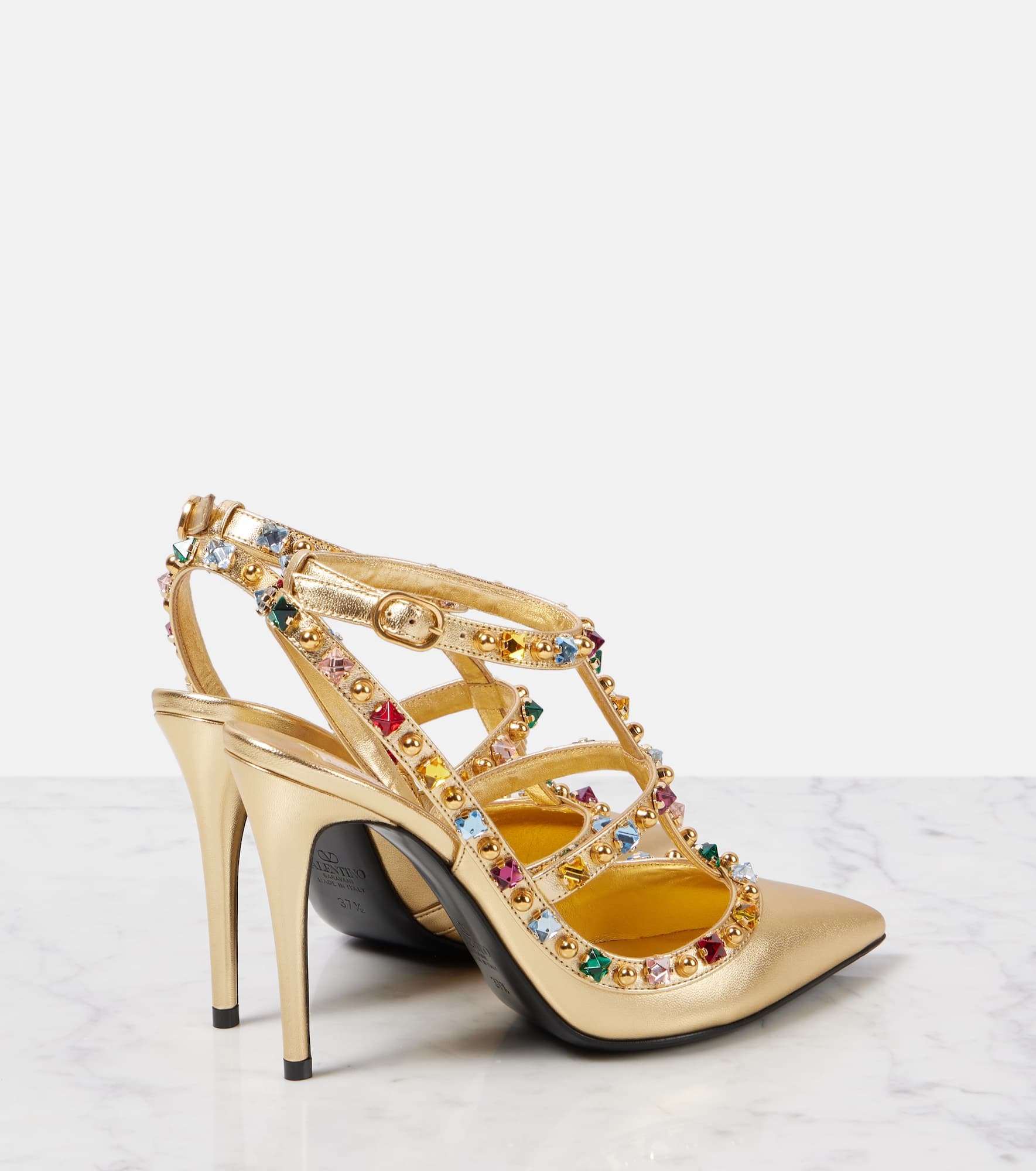 Rockstud 100 embellished leather pumps - 2