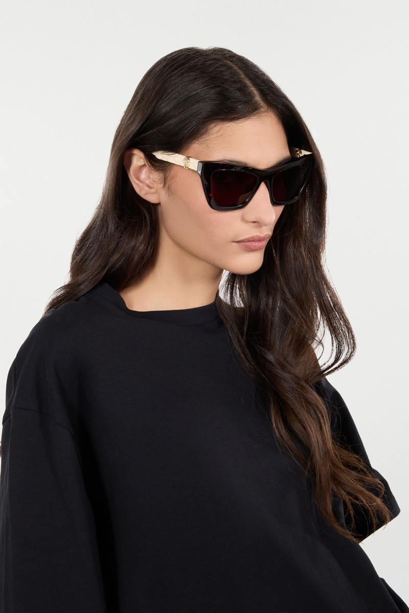 Roberto Cavalli Sunglasses with smooth front and matelassè effect on temples outlook