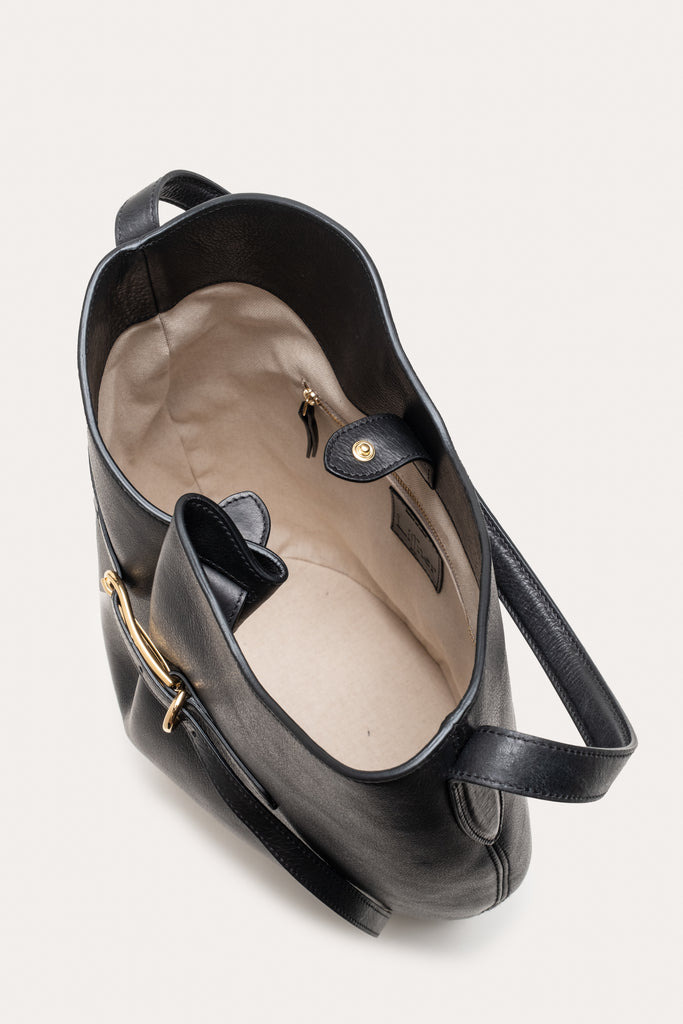 BELTED BUCKET BAG LARGE BLACK - 5