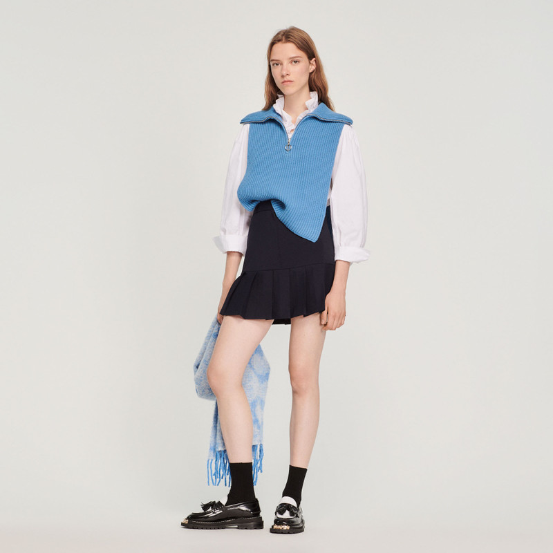 Sandro Knitted neck warmer with trucker collar outlook