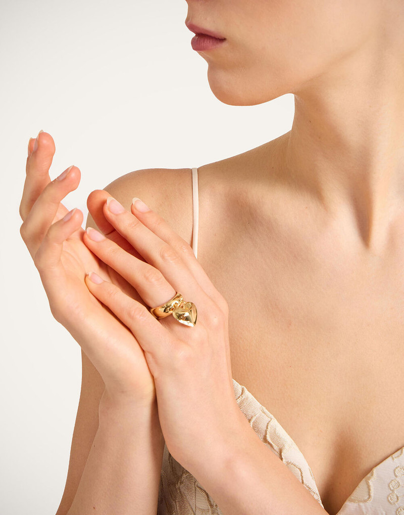 La DoubleJ Love Ring outlook