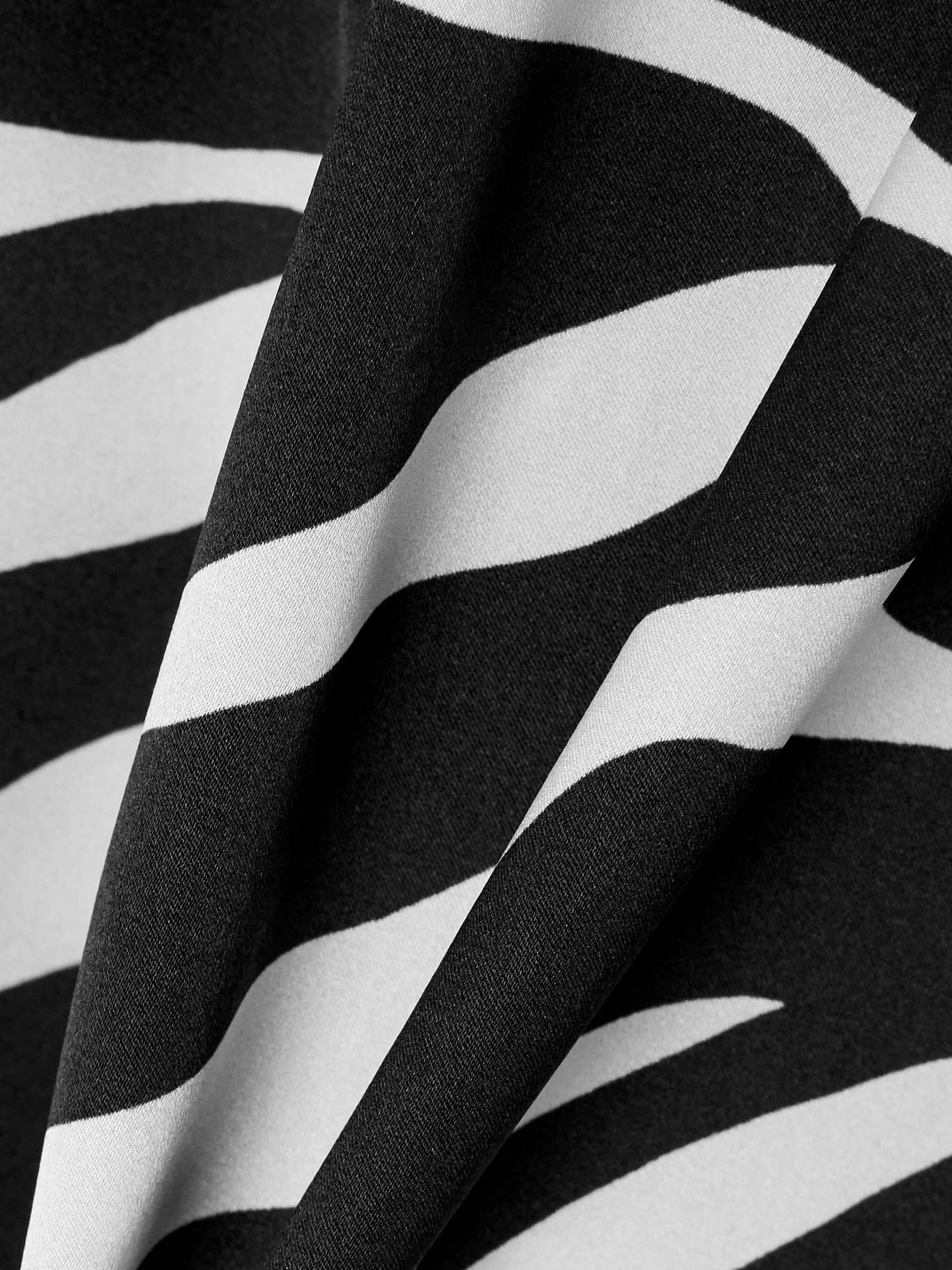 Velvet-trimmed zebra-print silk-blend satin shorts - 4