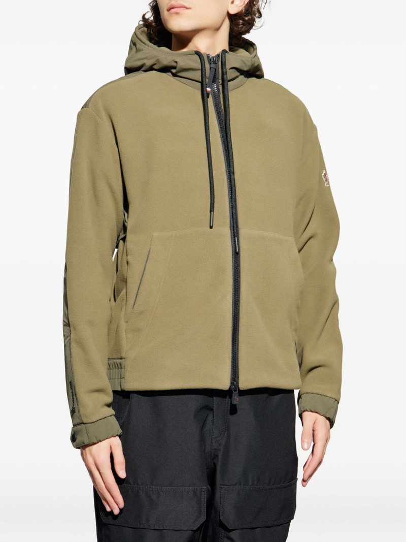 zip-up hoodie 3