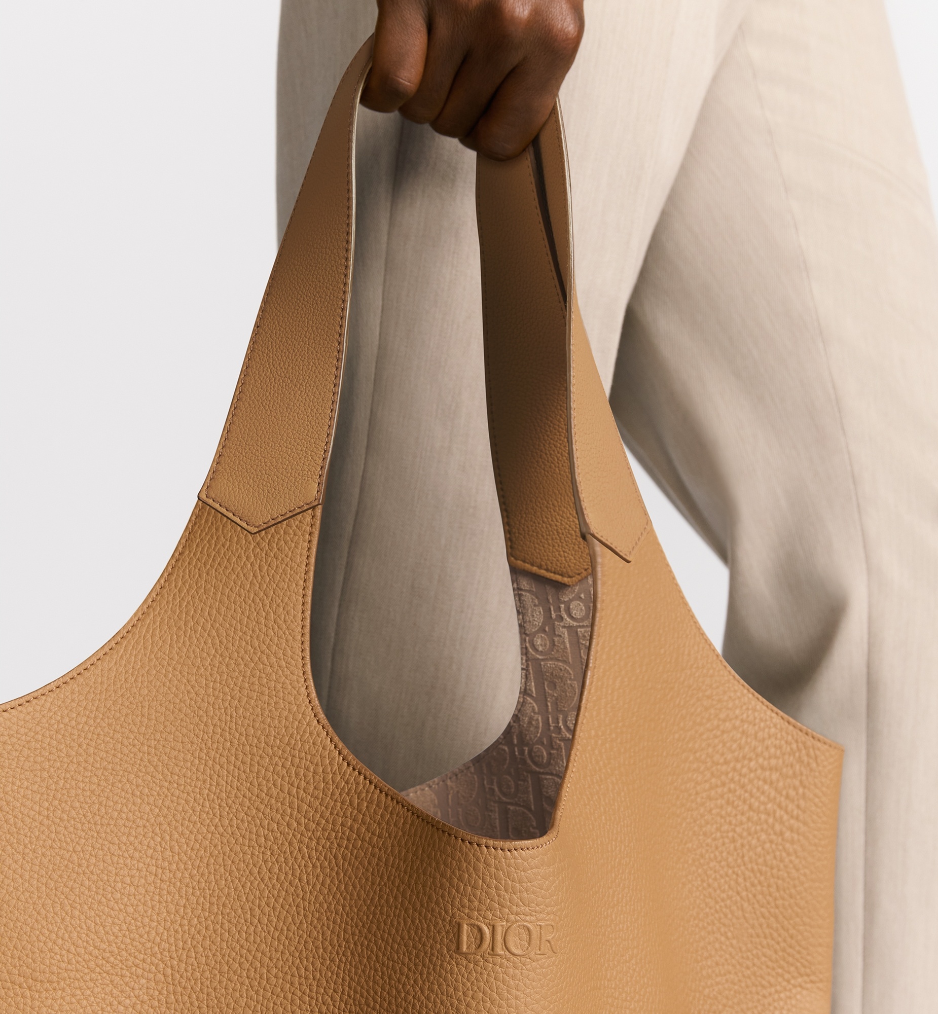 Dior Privé Tote Bag - 3