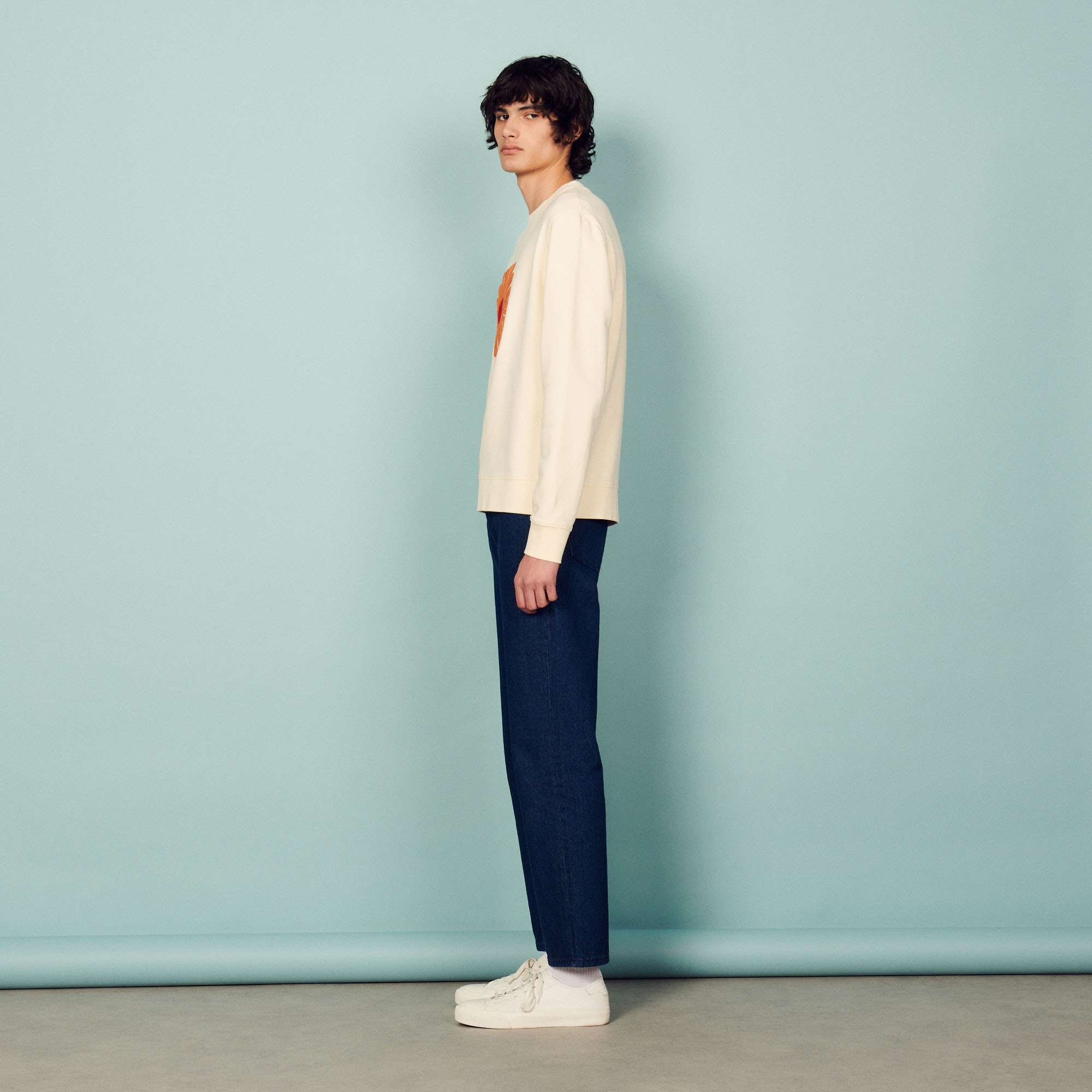 Sweatshirt with patch - 4