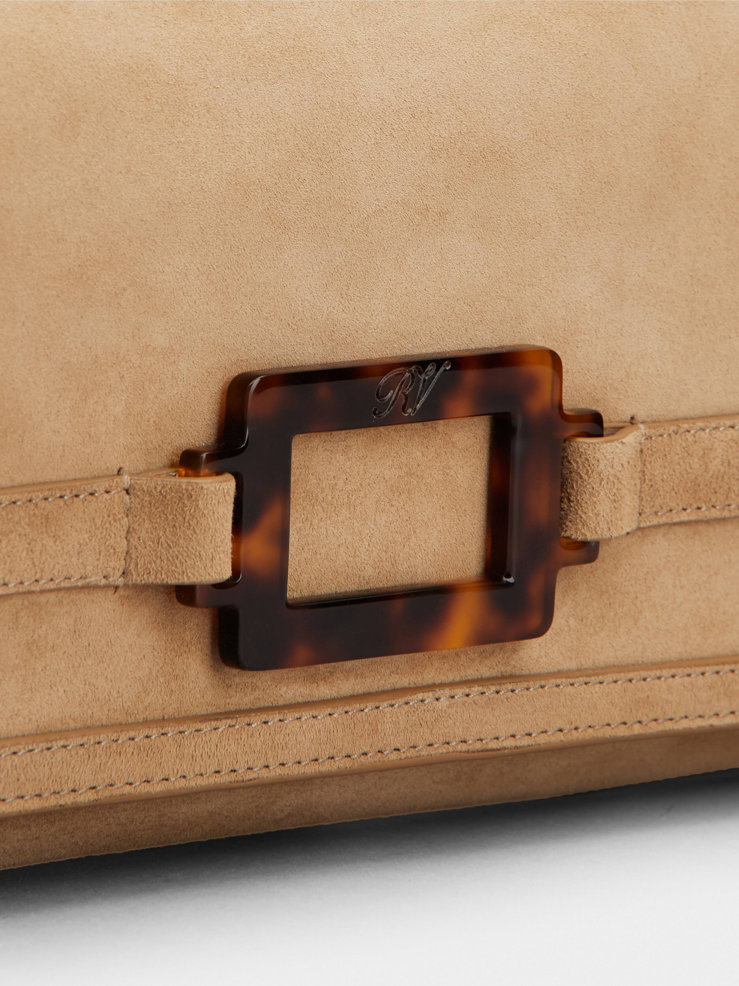 Belle Vivier Clutch in suede - 5