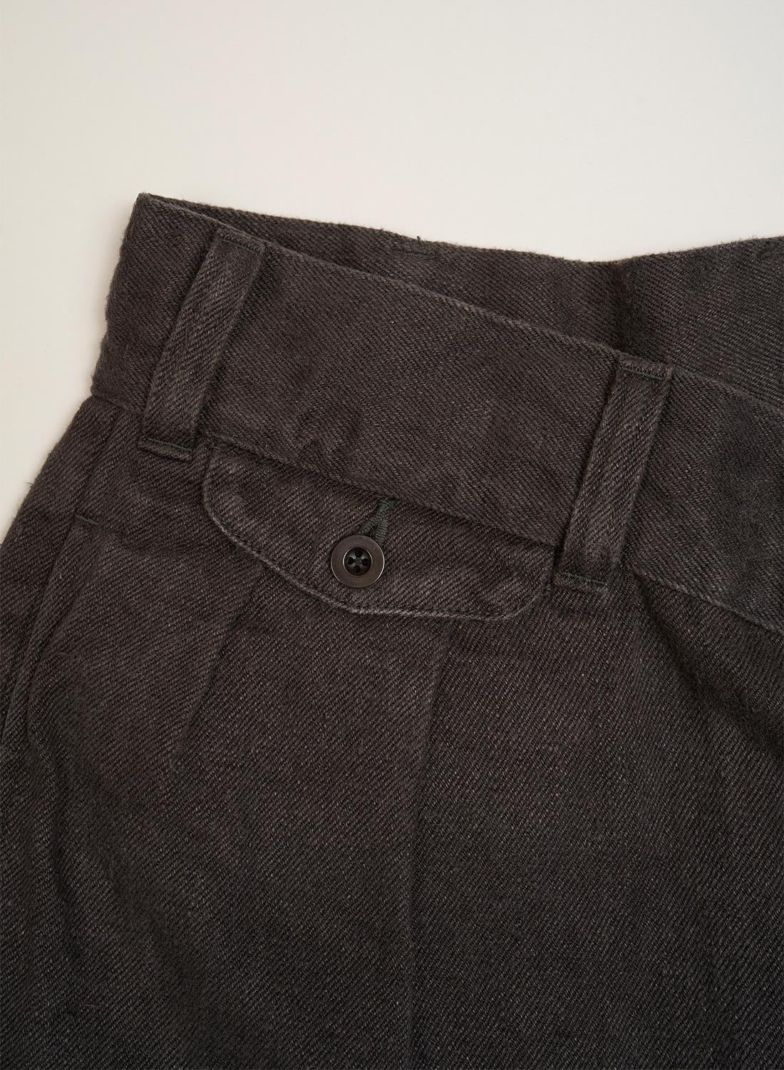 Desert Short Hemp Denim in Charcoal Grey - 7
