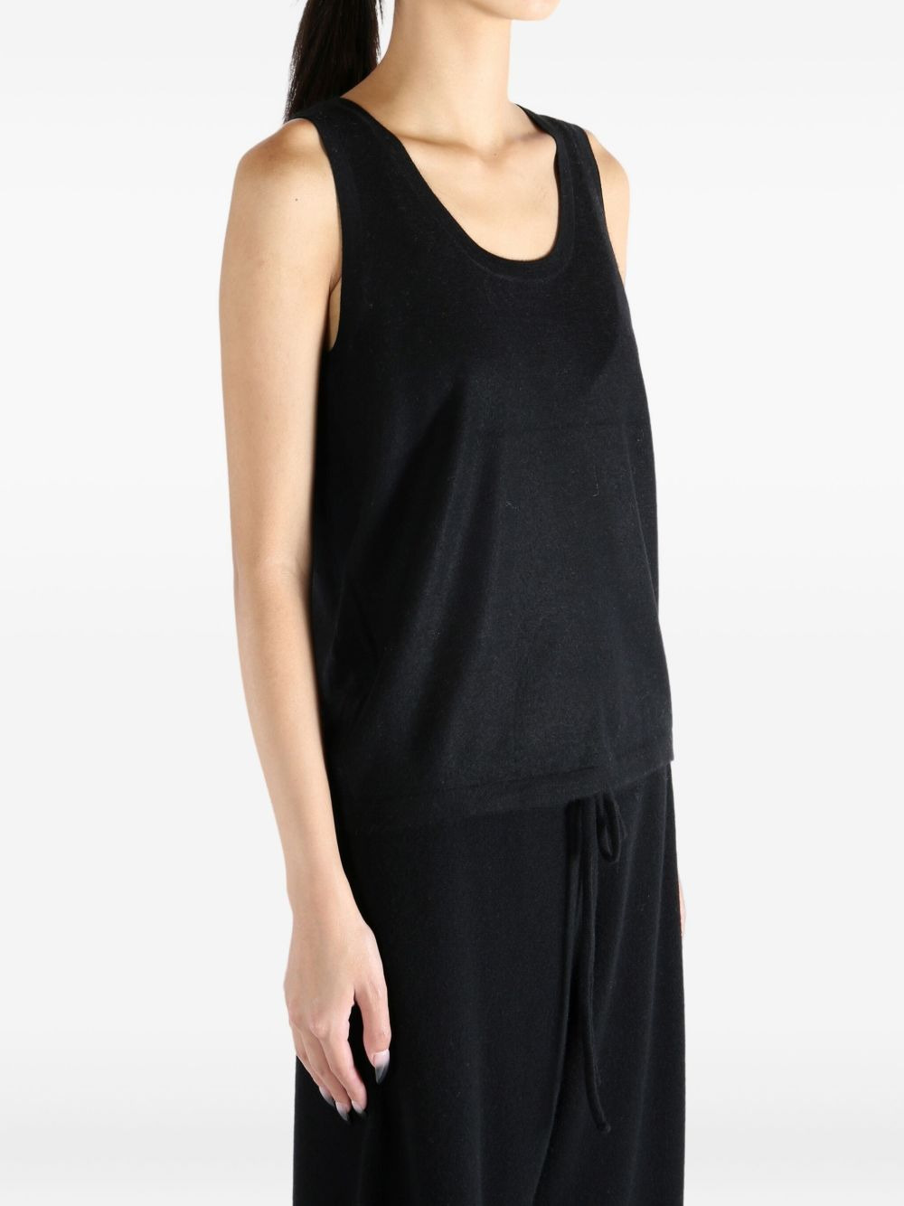 round-neck sleeveless top - 4