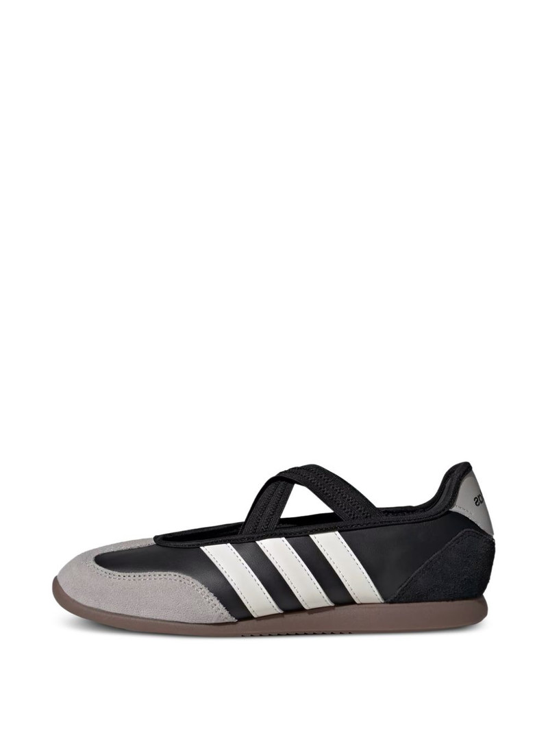 Barreda sneakerinas 1