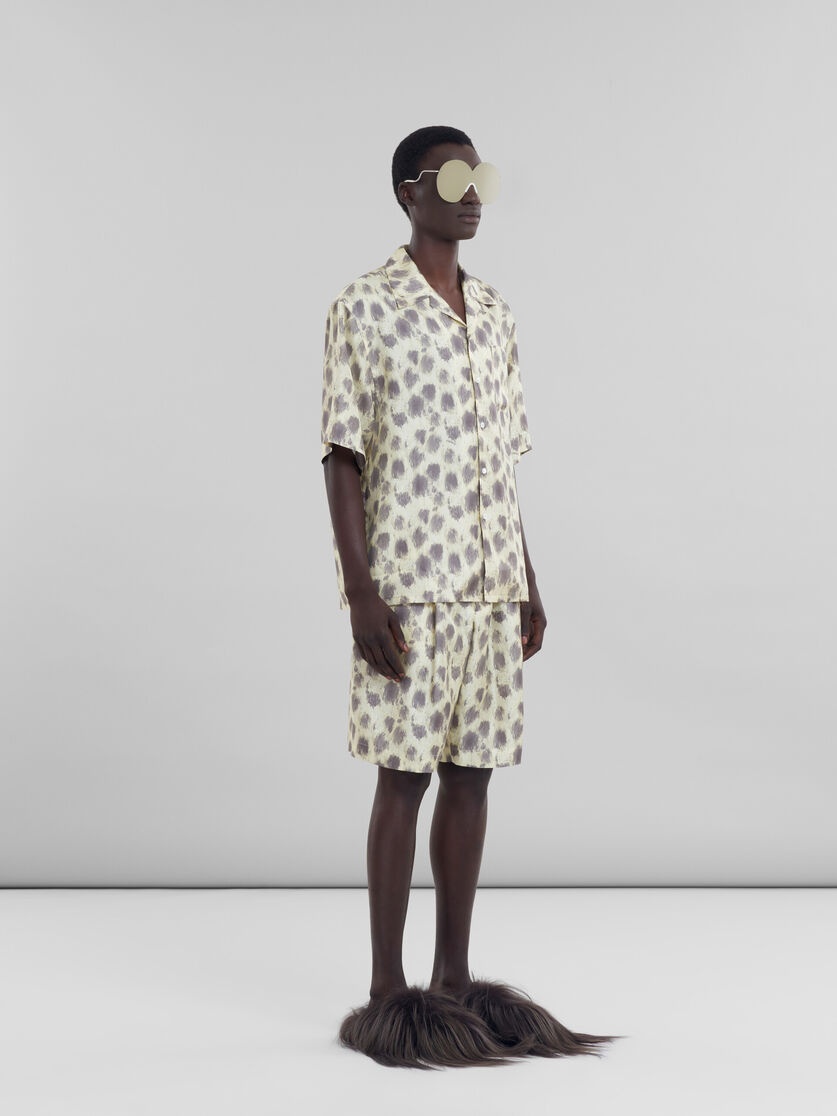 LIGHT YELLOW SILK BOWLING SHIRT WITH CRAYON LEOPARD PRINT - 5